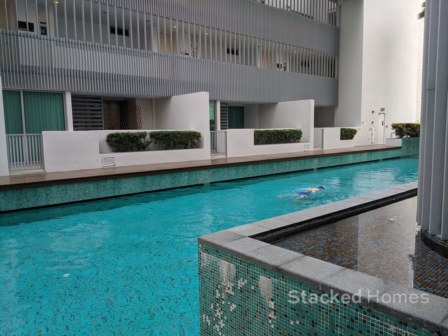 regency suites swimming pool