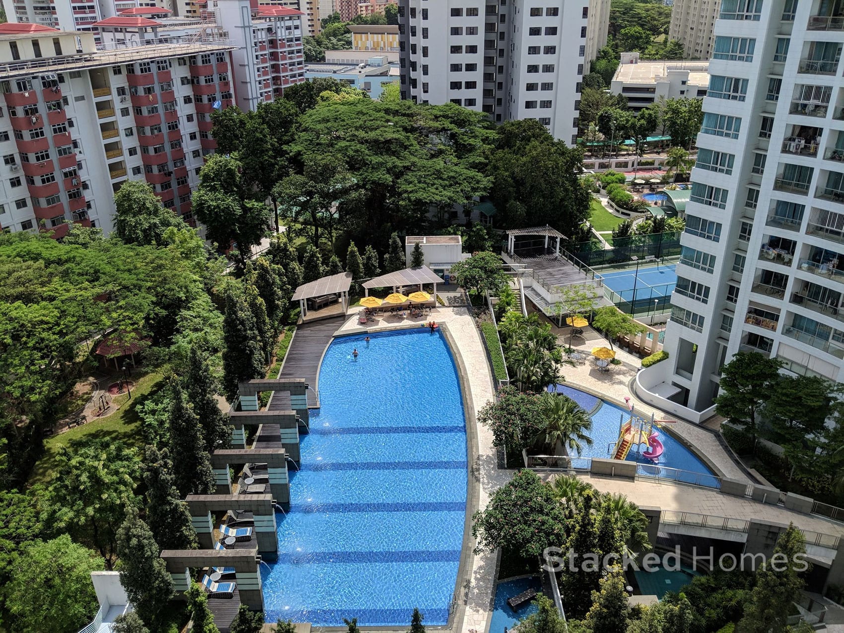 twin regency swimming pool