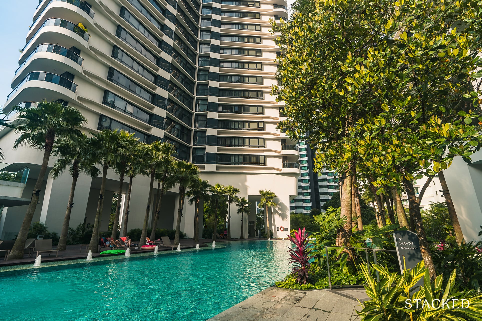 trilight condo pool view