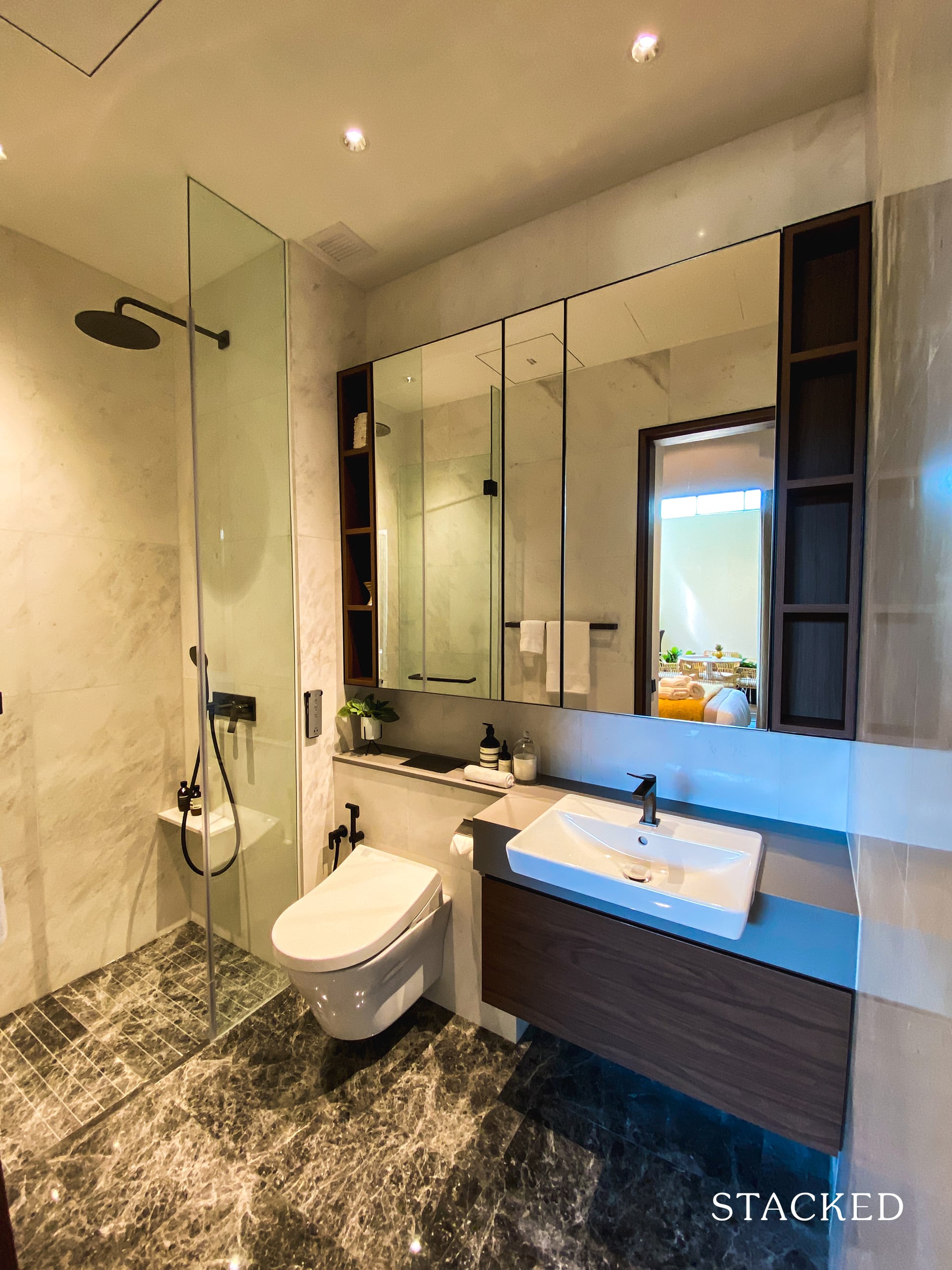 one holland village residences 2 bedroom leven master bathroom