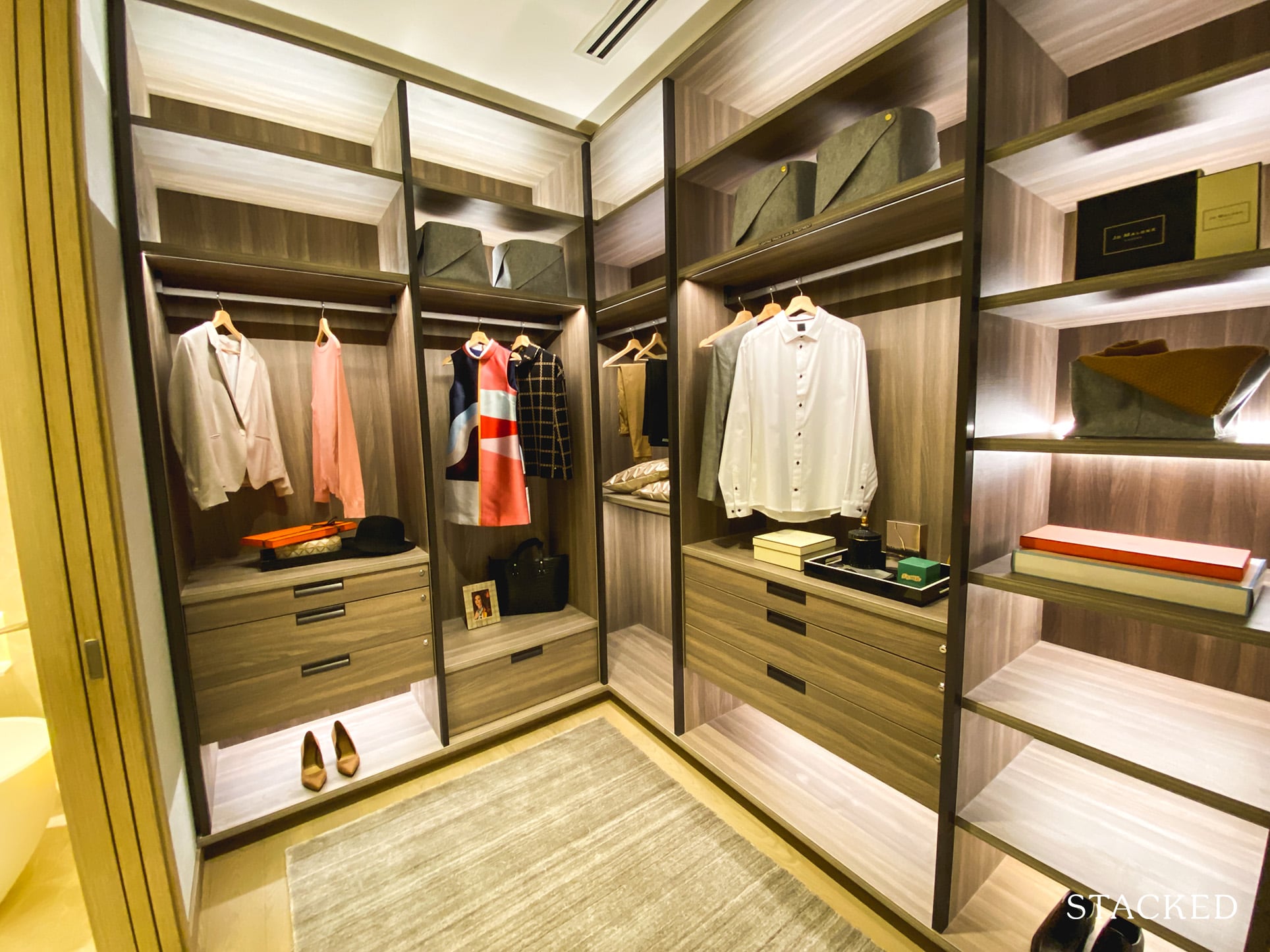 the avenir 4 bedroom walk in wardrobe