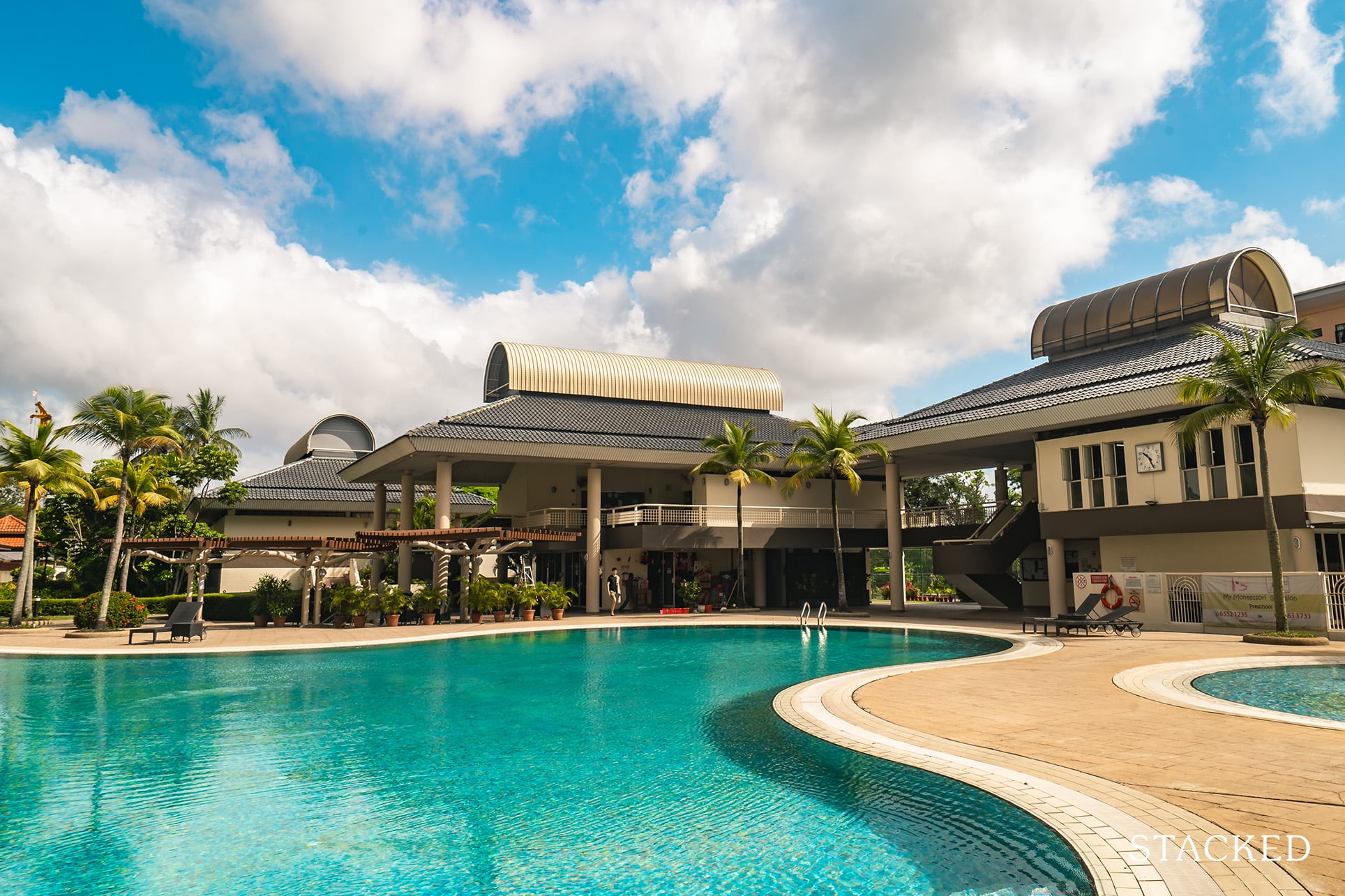 bullion park swimming pool