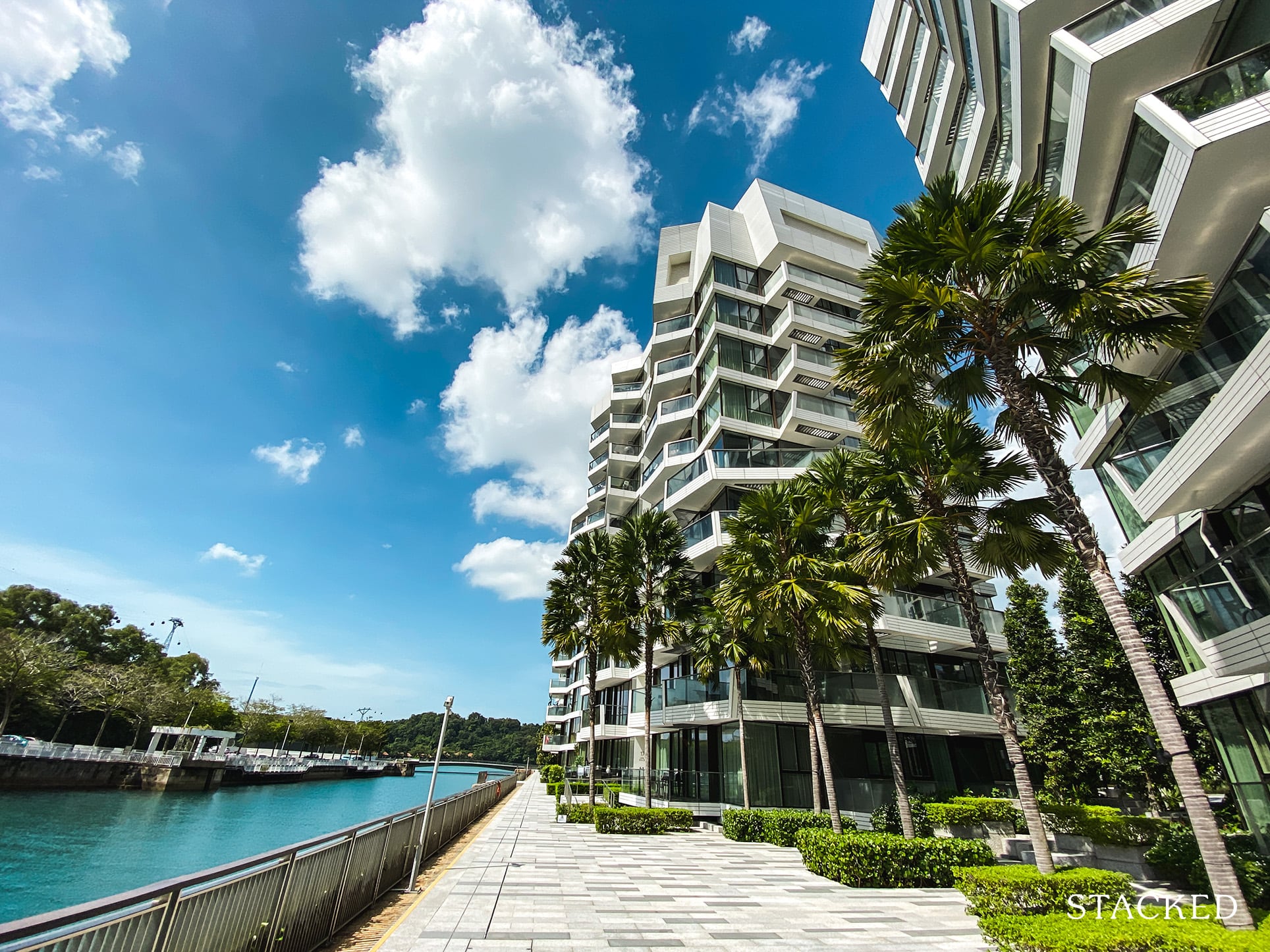 corals at Keppel Bay kings dock