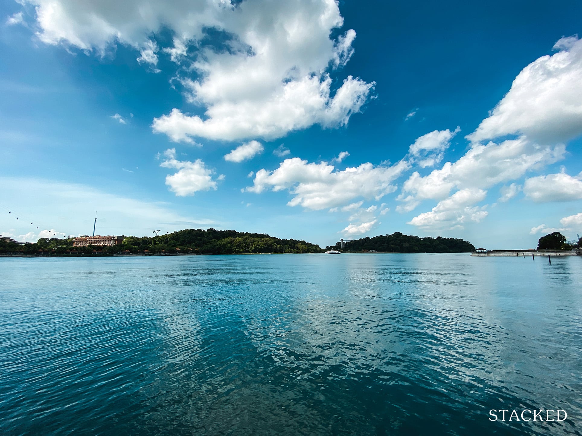 Corals at Keppel Bay sea view