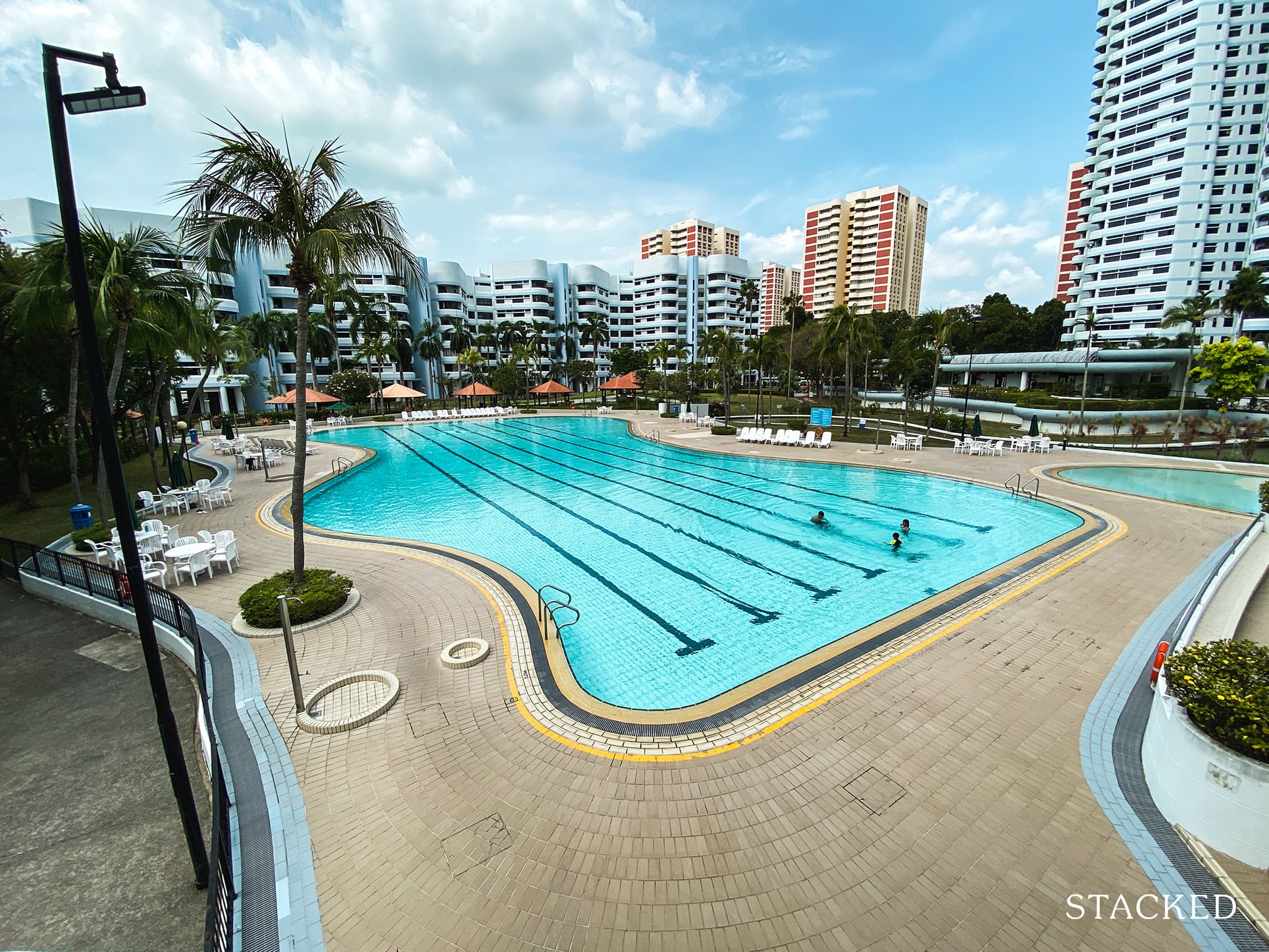 mandarin gardens lap pool