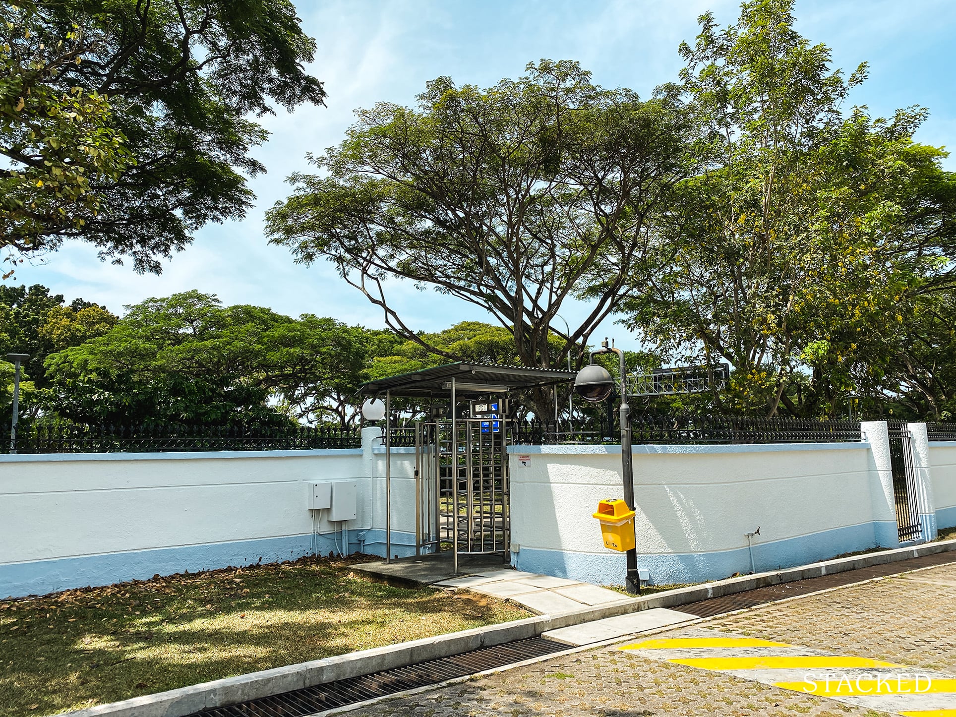 mandarin gardens side gate ecp