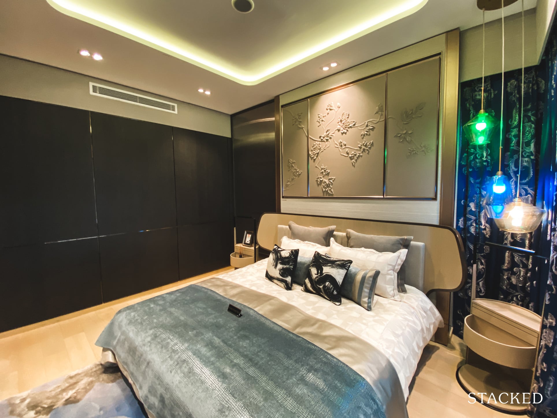 jadescape 5 bedroom suite master bedroom
