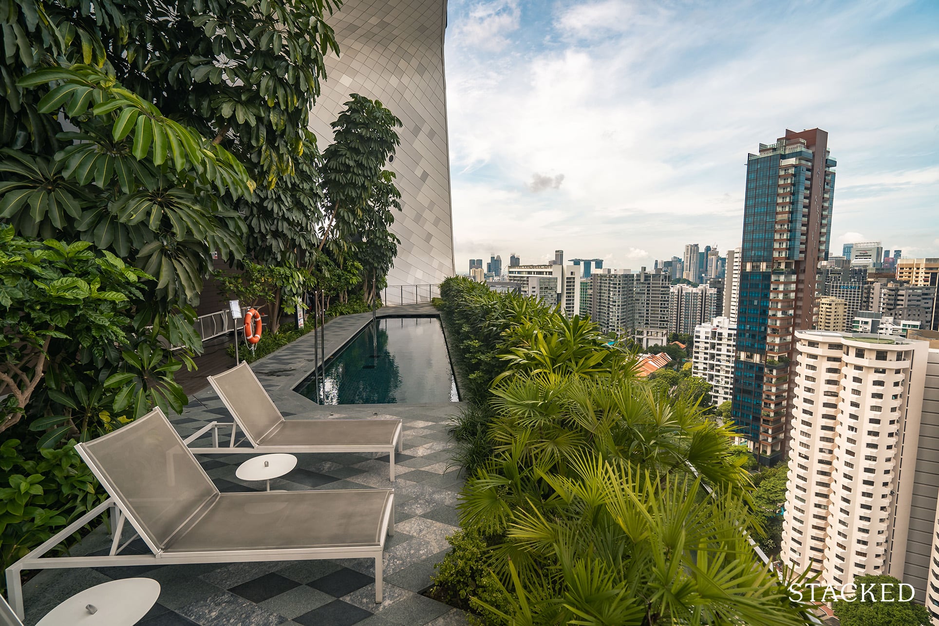 the Scotts tower pool deck view