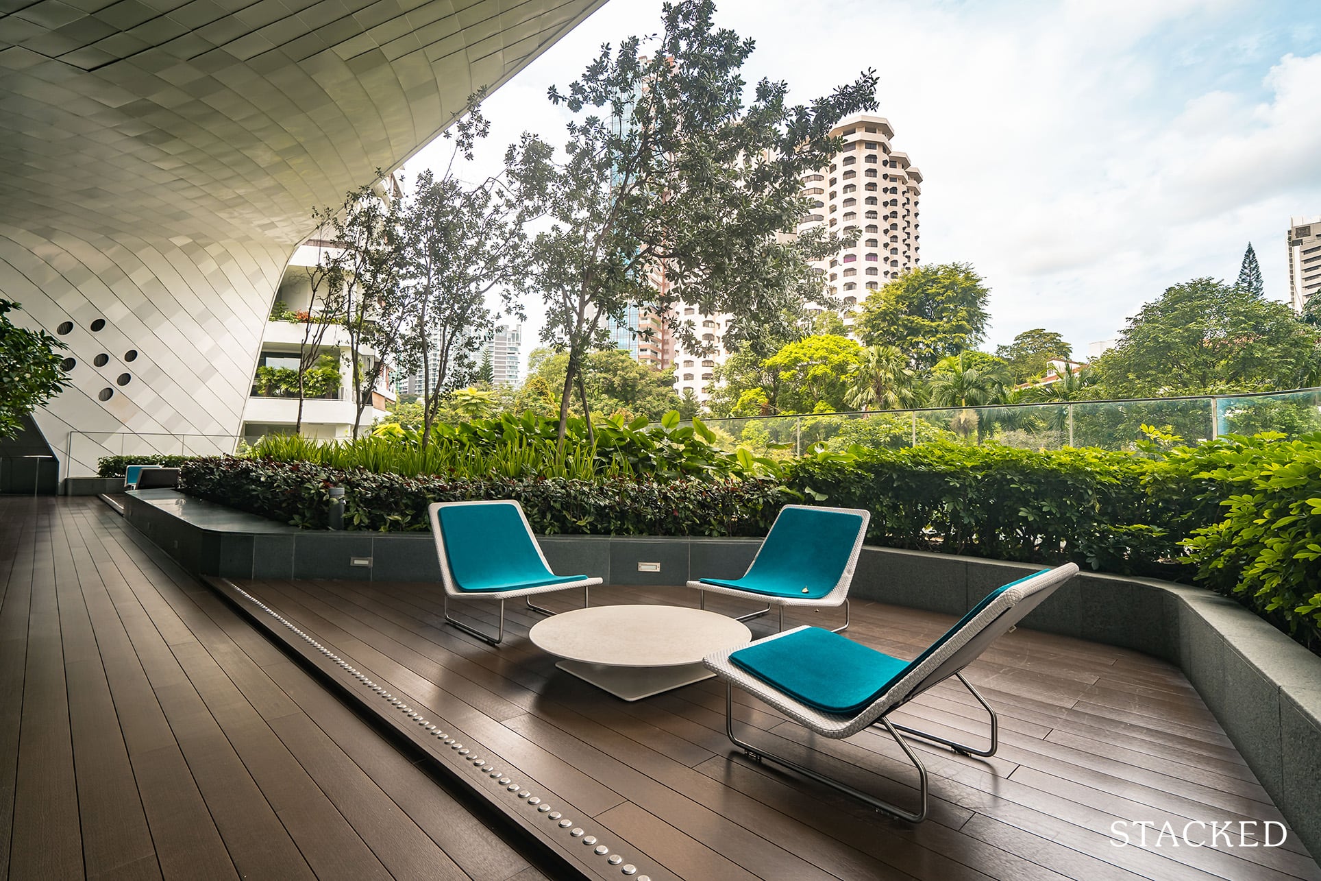 the Scotts tower sky lobby seating area