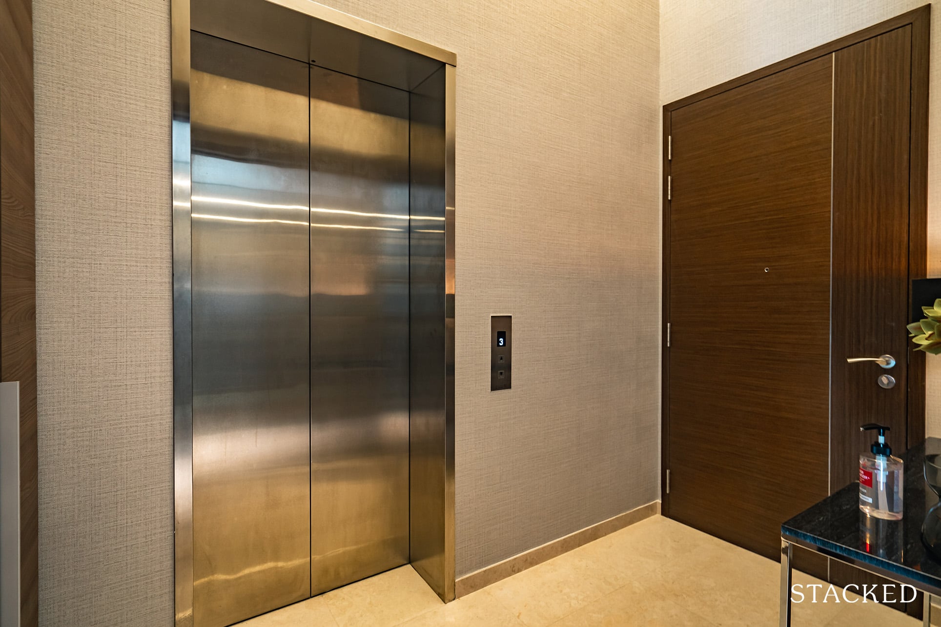 amber skye 2 bedroom loft private lift