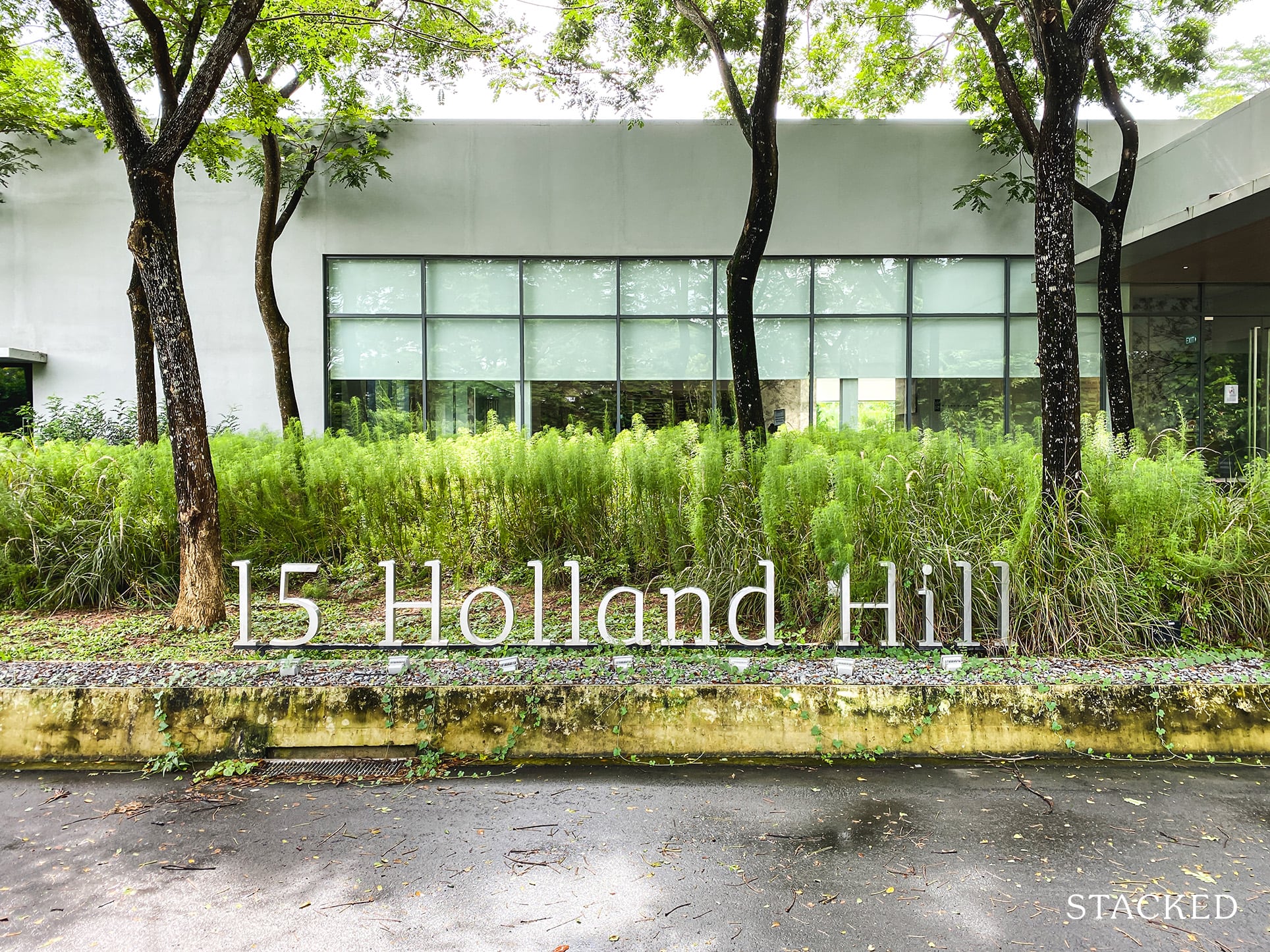 15 holland hill review