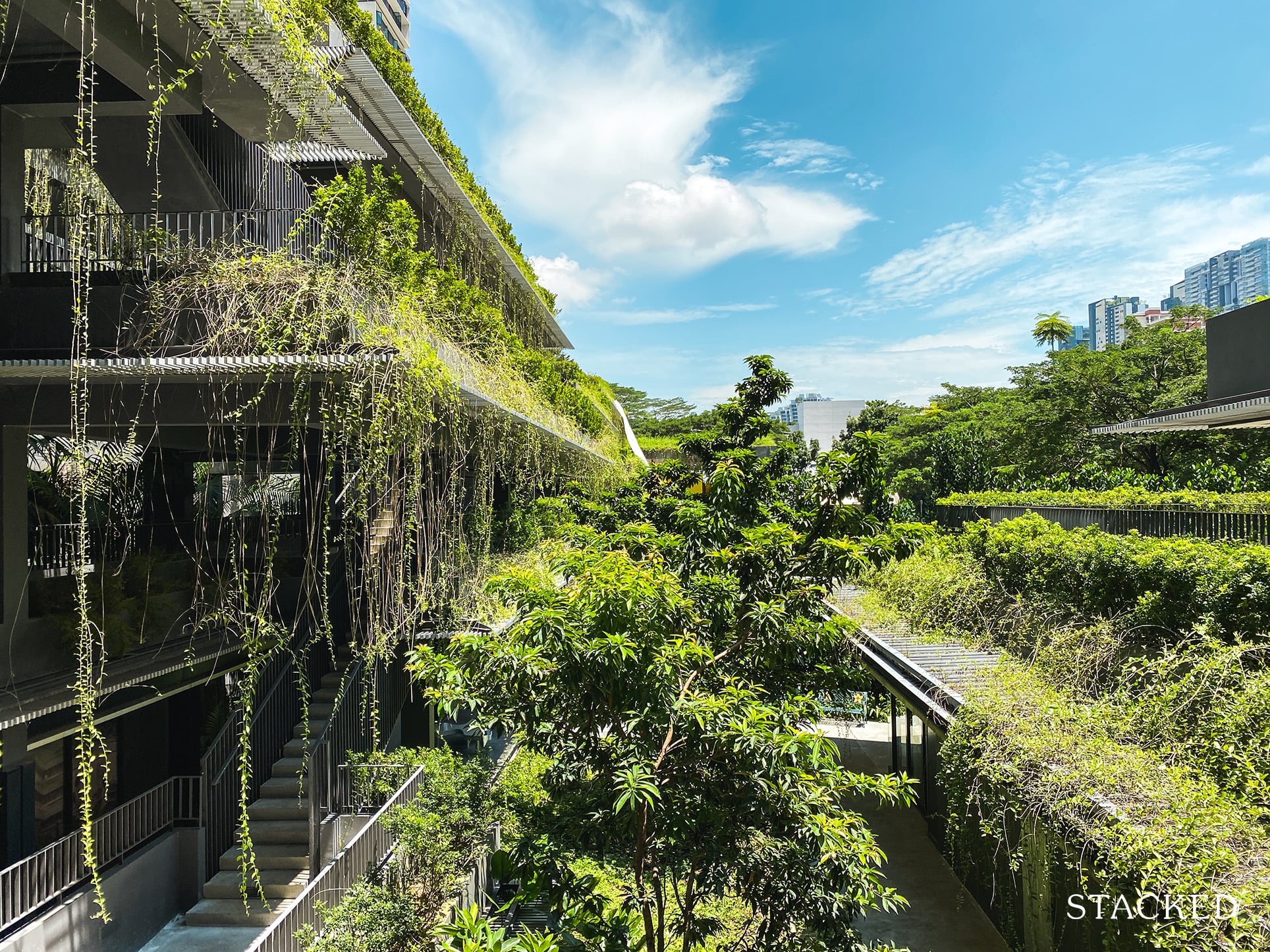 SkyTerrace@Dawson Terrace Walkway Greenery