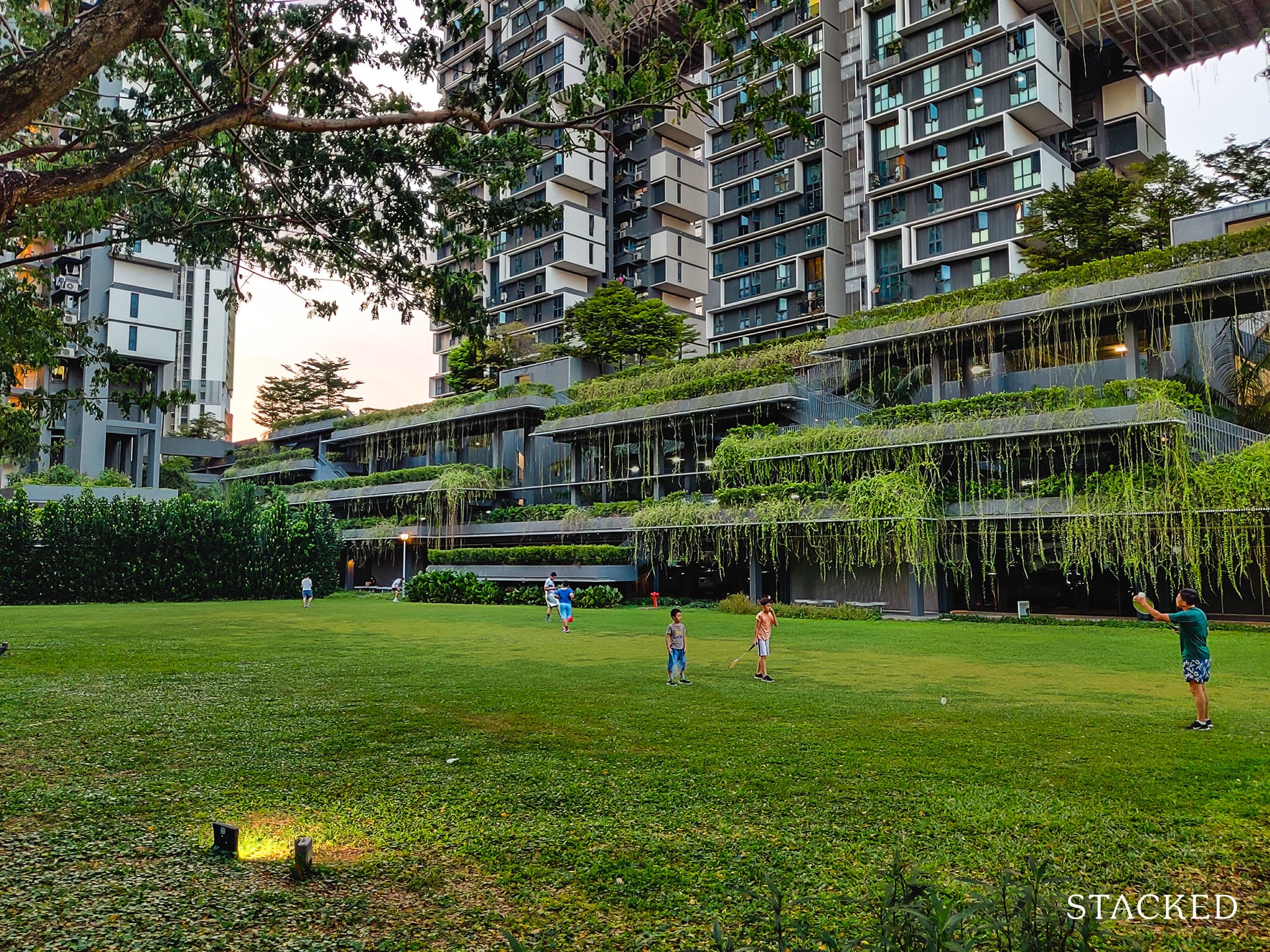 SkyTerrace@Dawson Lawn Evening