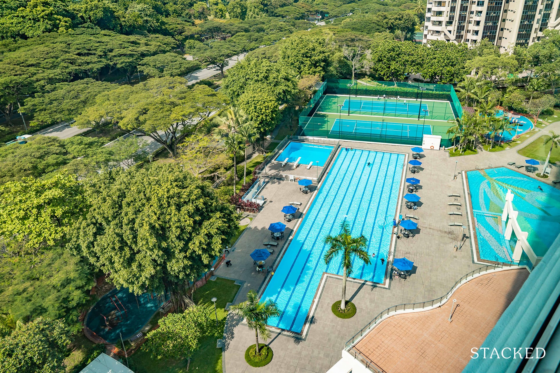 Costa Del Sol swimming pool