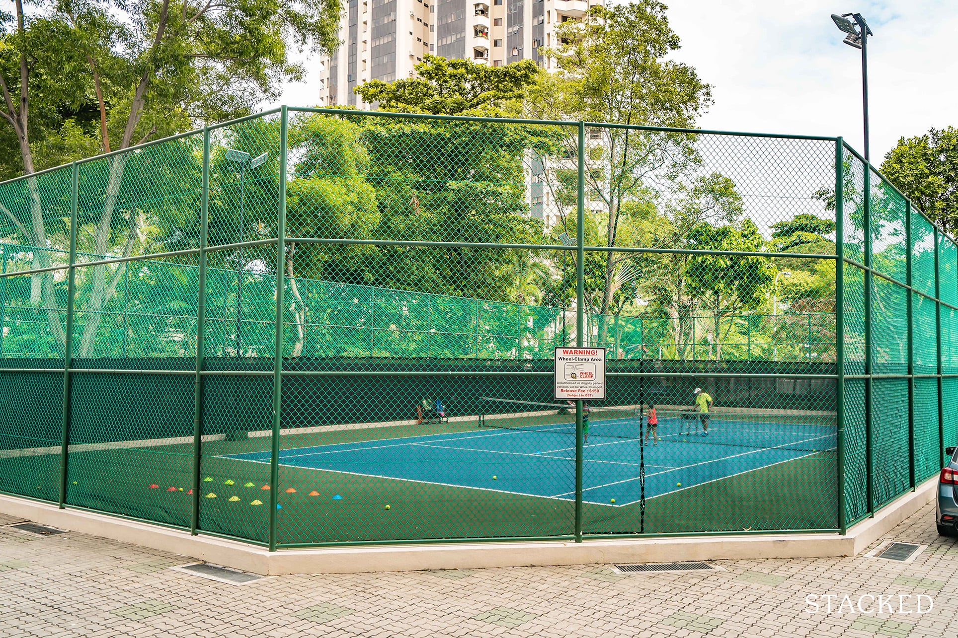 costa del sol tennis court