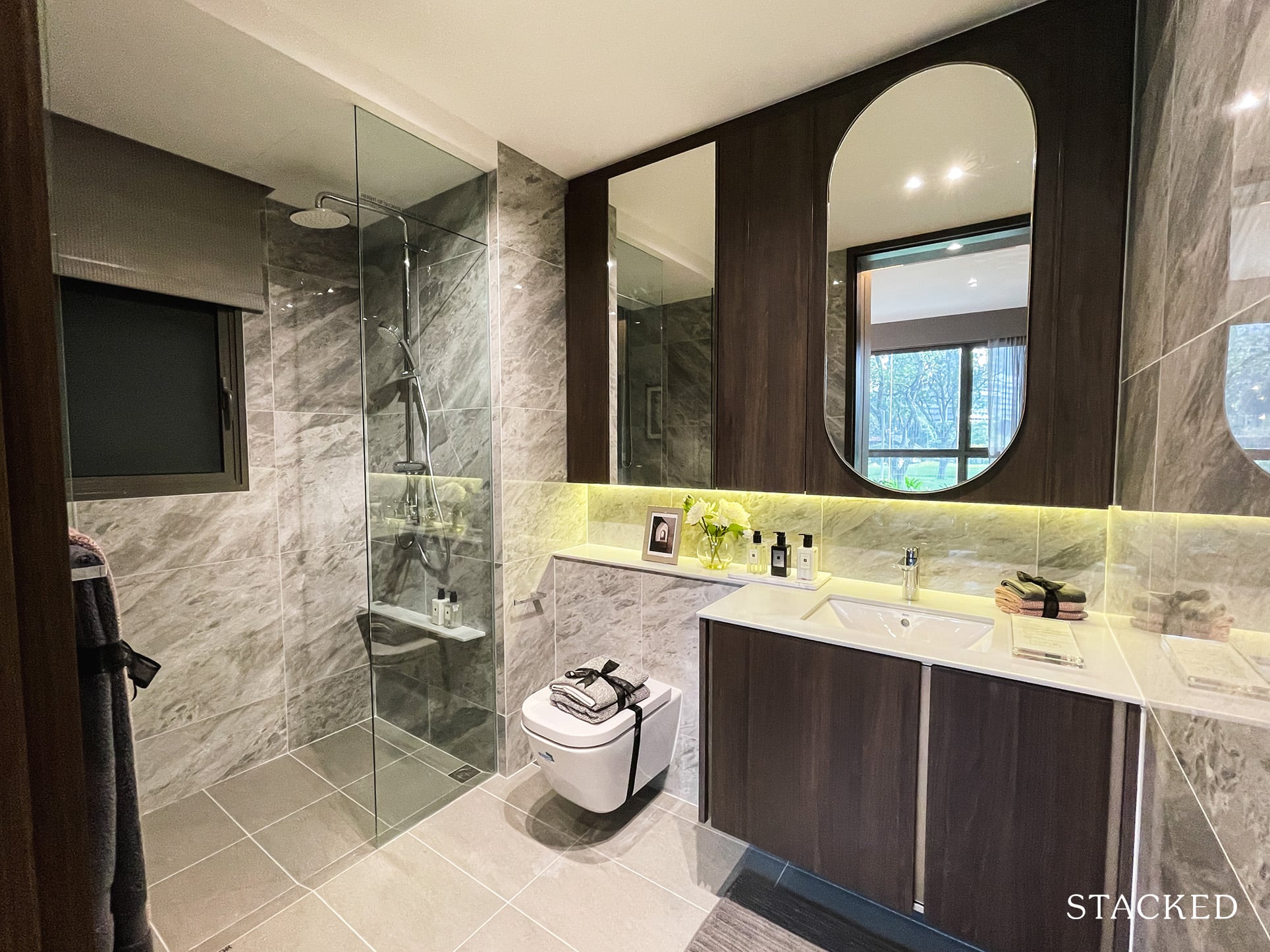 clavon 3 bedroom premium master bathroom