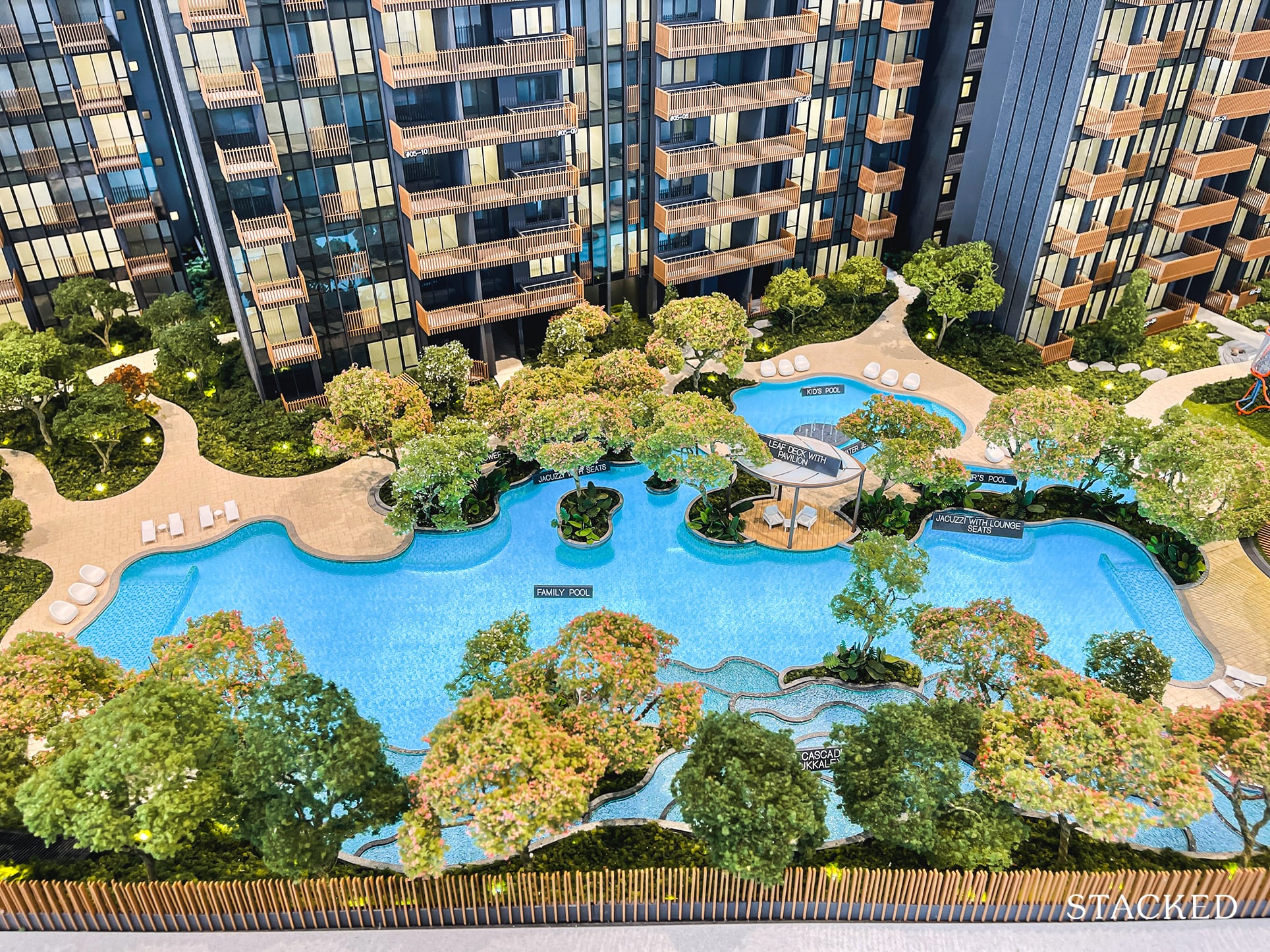 ki residences family pool