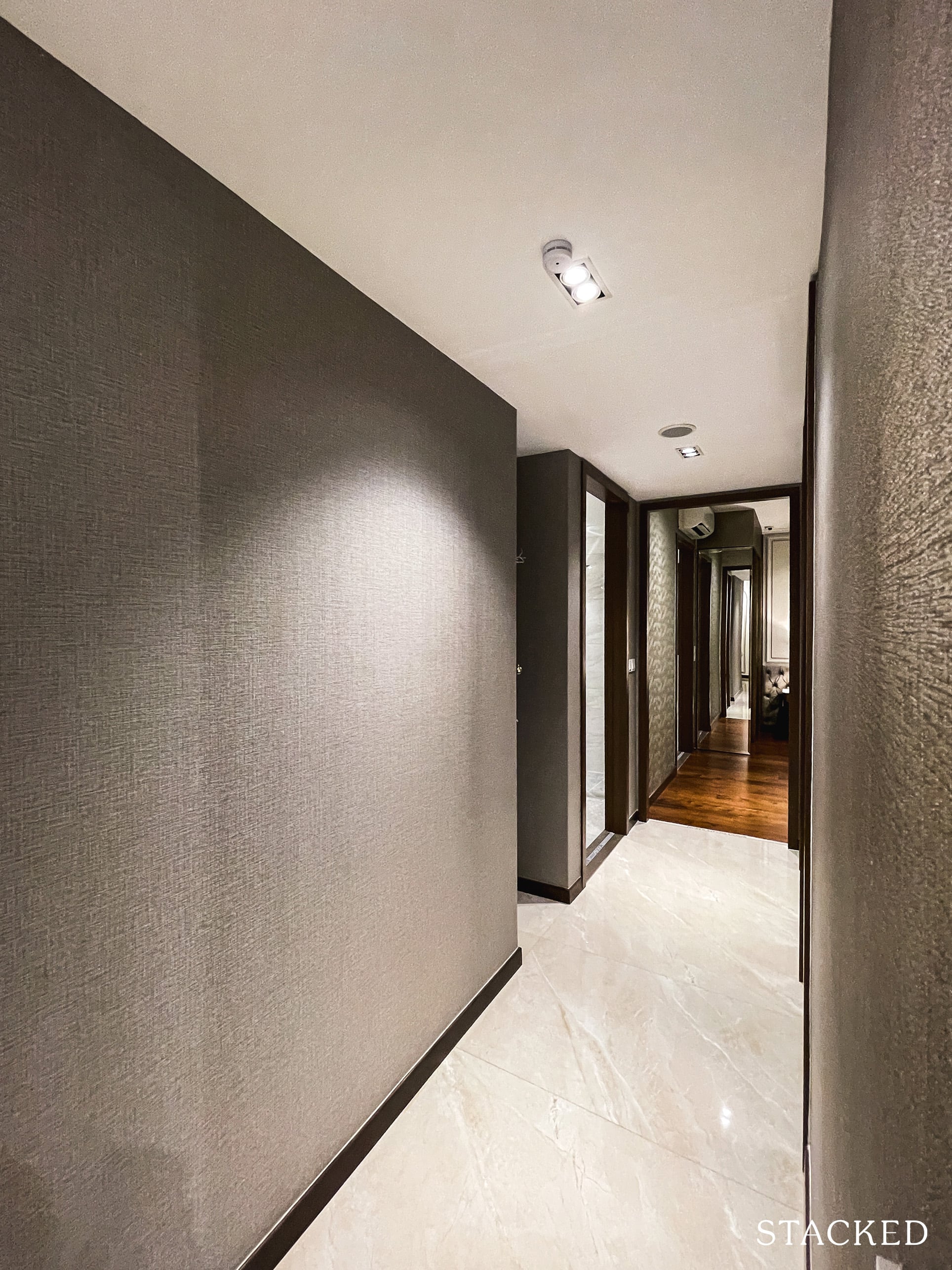 Normanton Park 3 bedroom premium hallway