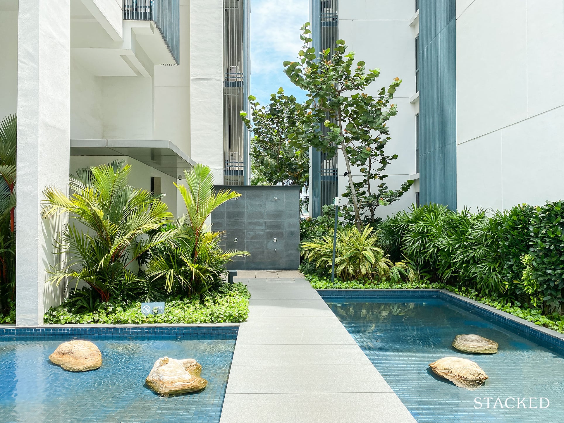 watertown condo hydrotherapy pool