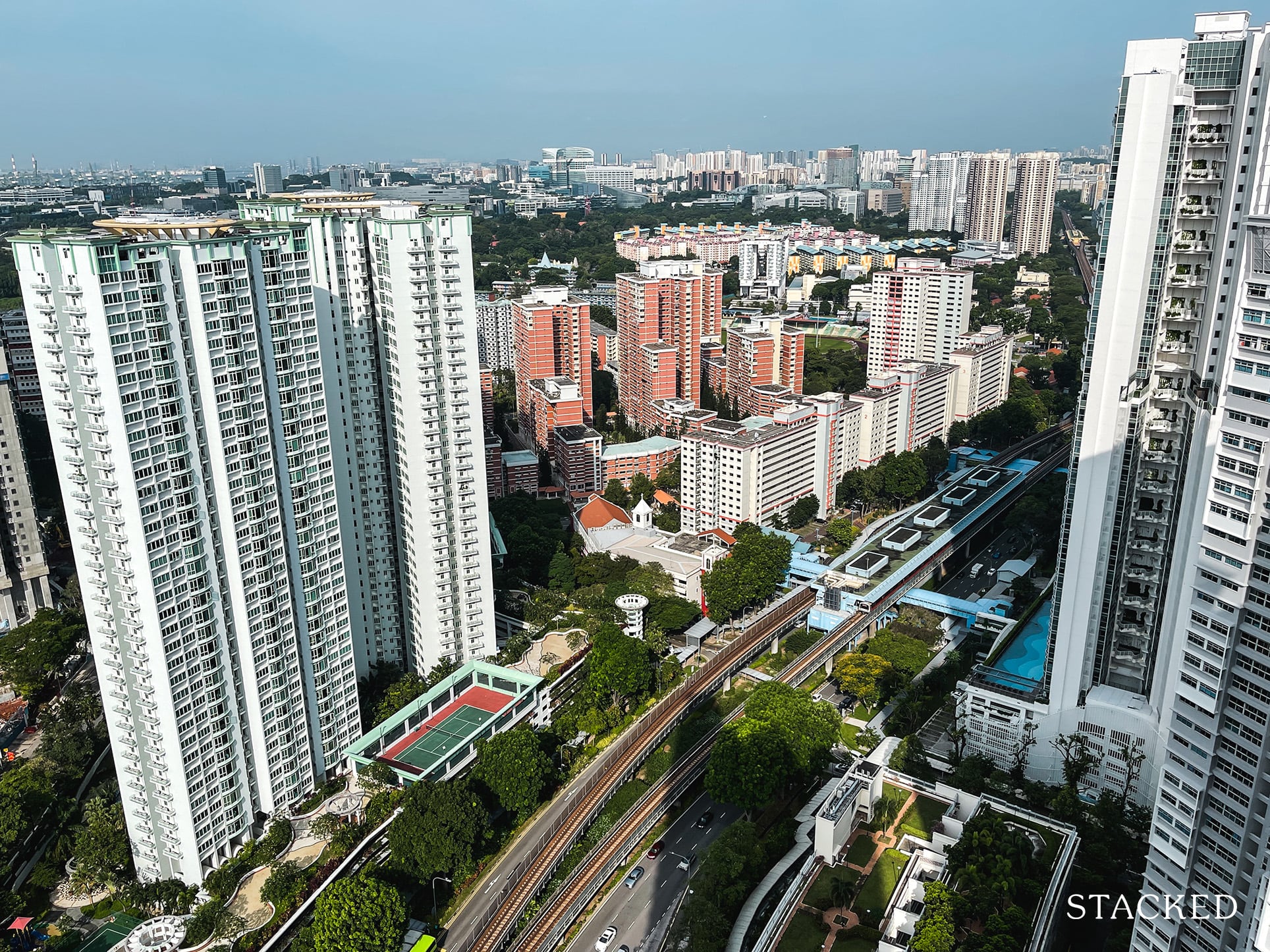 singapore MRT HDB