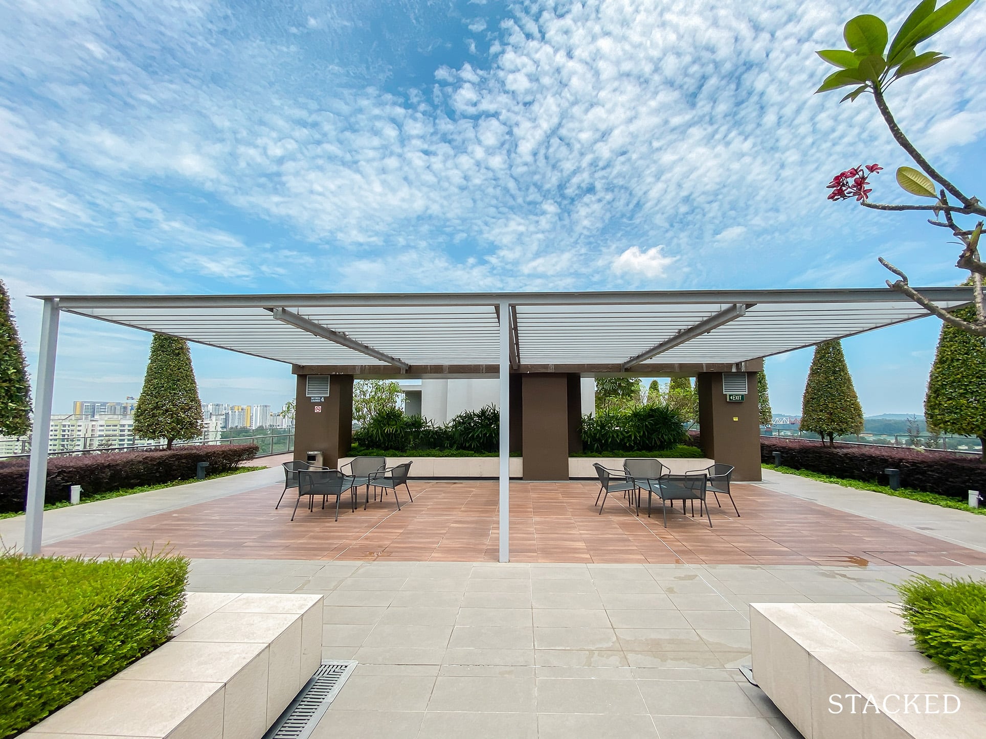 Watertown condo rooftop seating