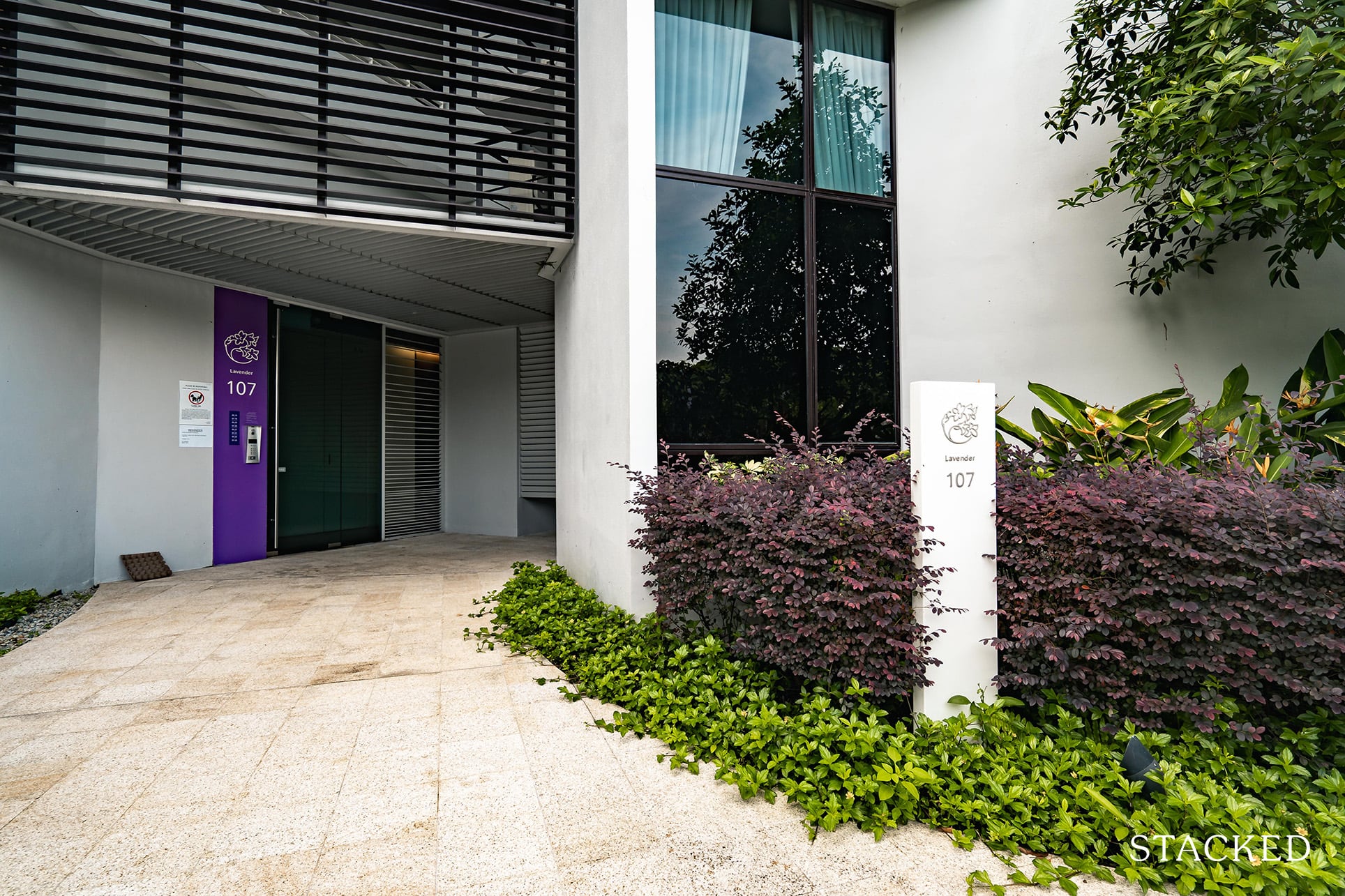 the crest condo lavender entrance