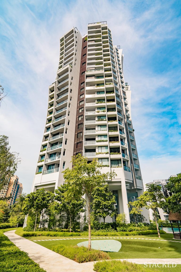 The Crest Condo Review Giant Pool + Bigger Than Usual Units