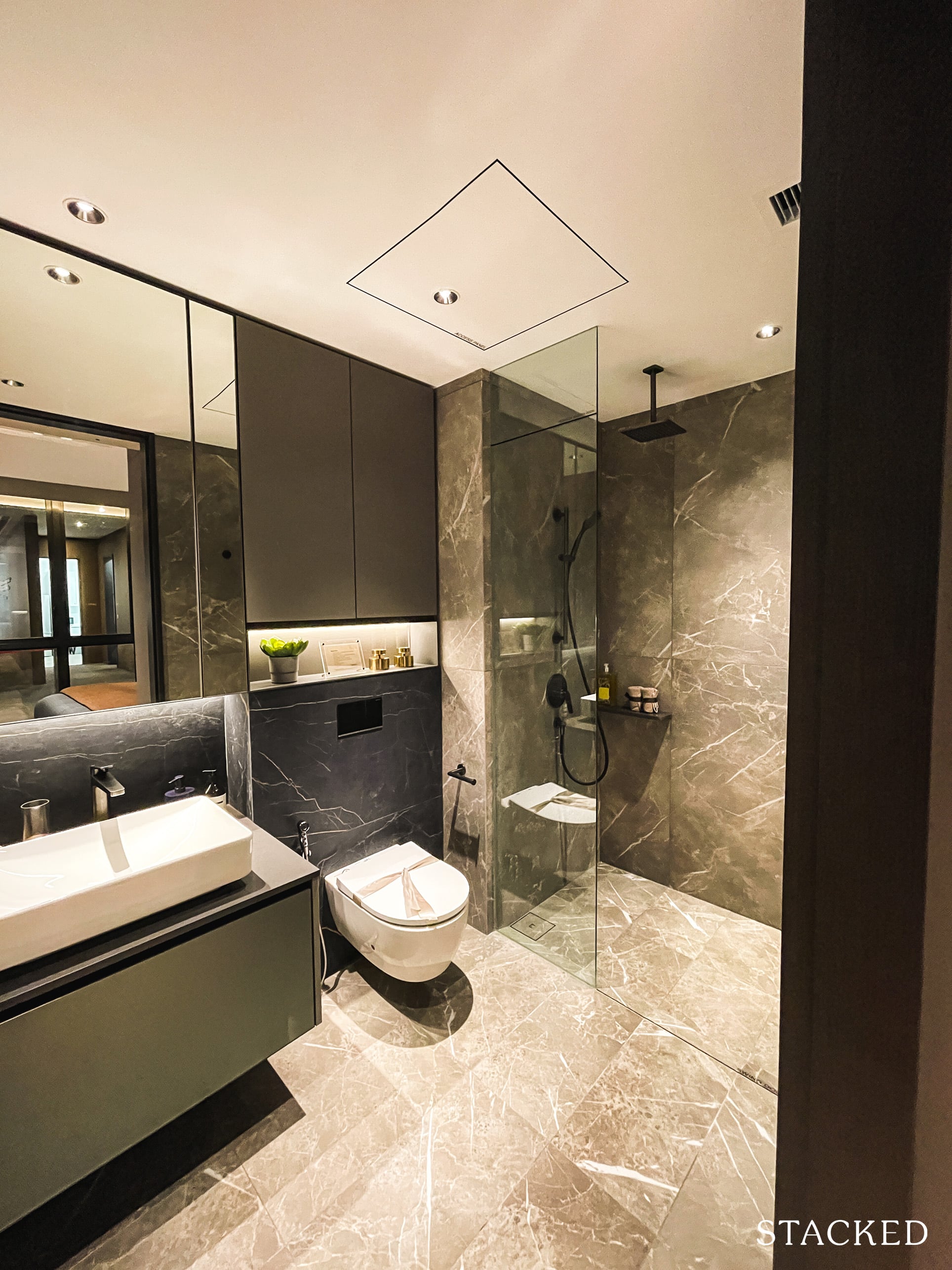 irwell hill residences 2 bedroom premium master bathroom