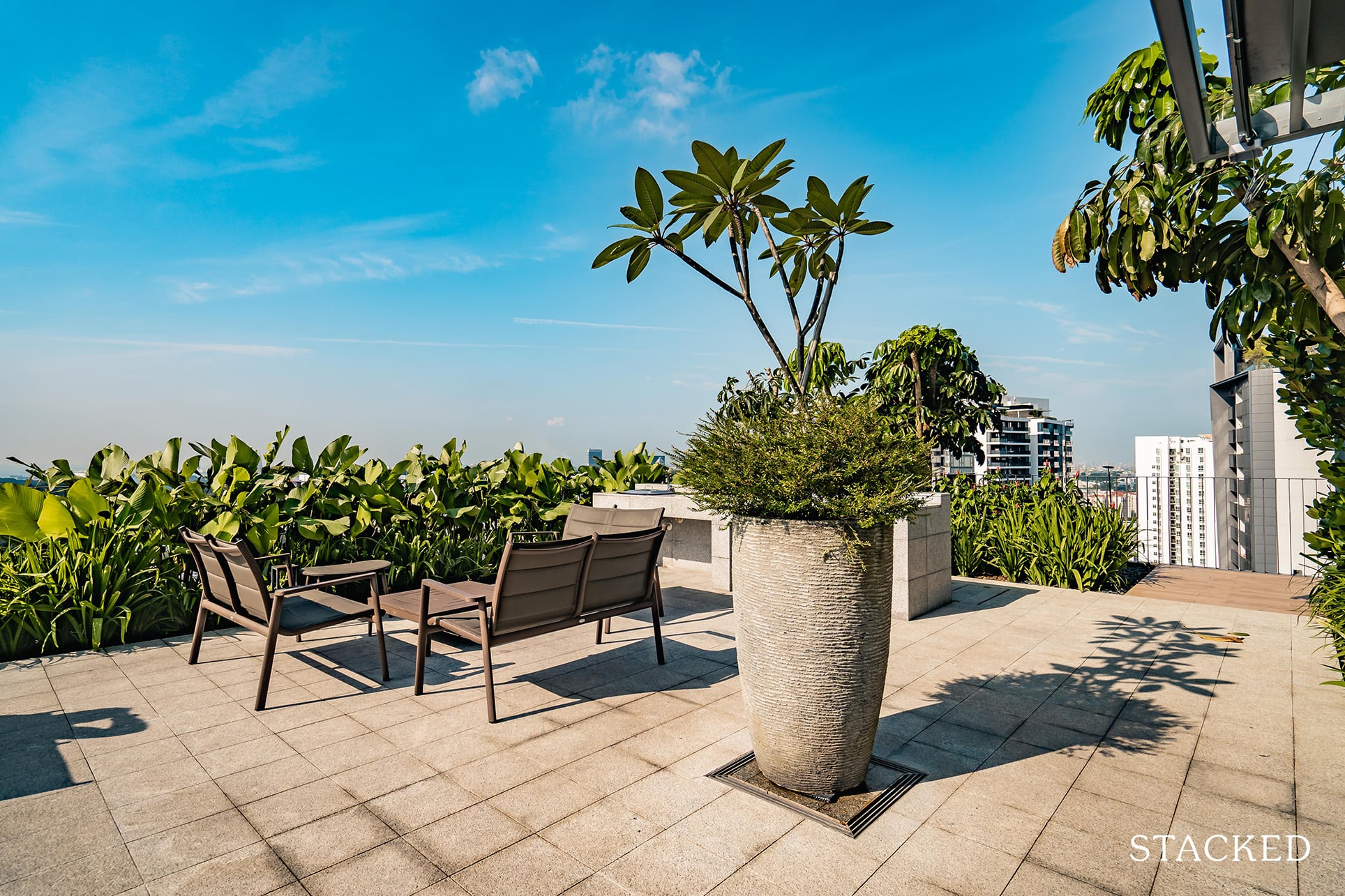 Alex residences sky pool seats