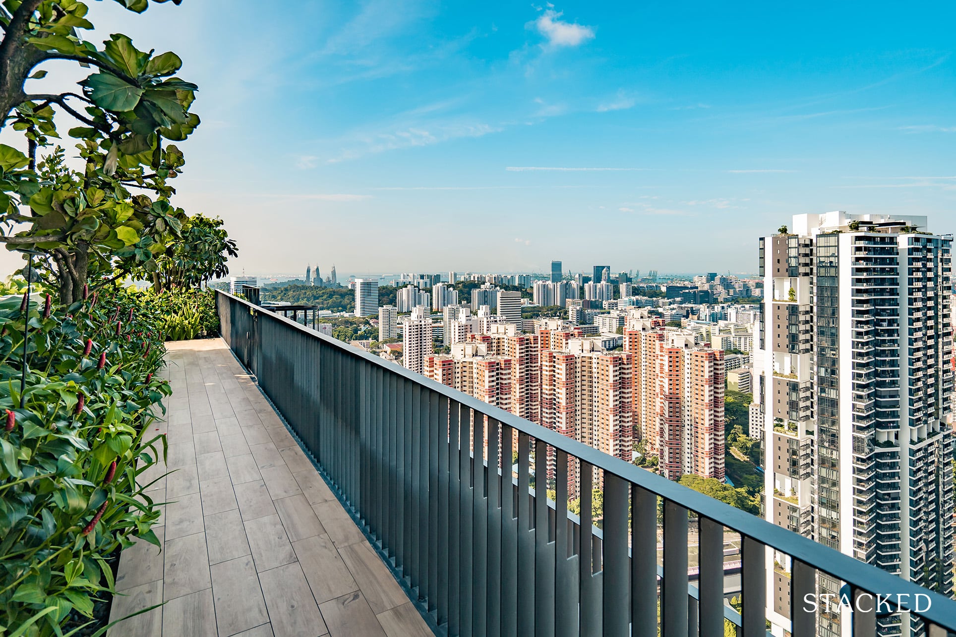 Alex residences sky deck view