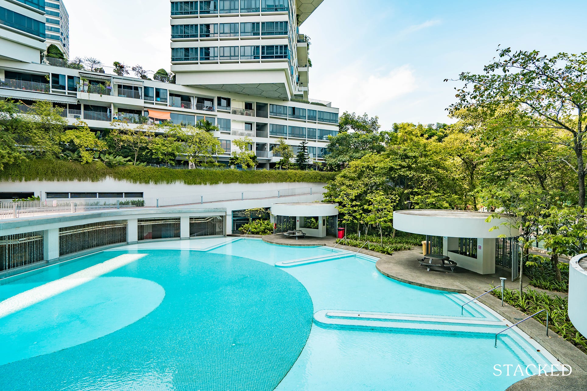 the interlace big pool