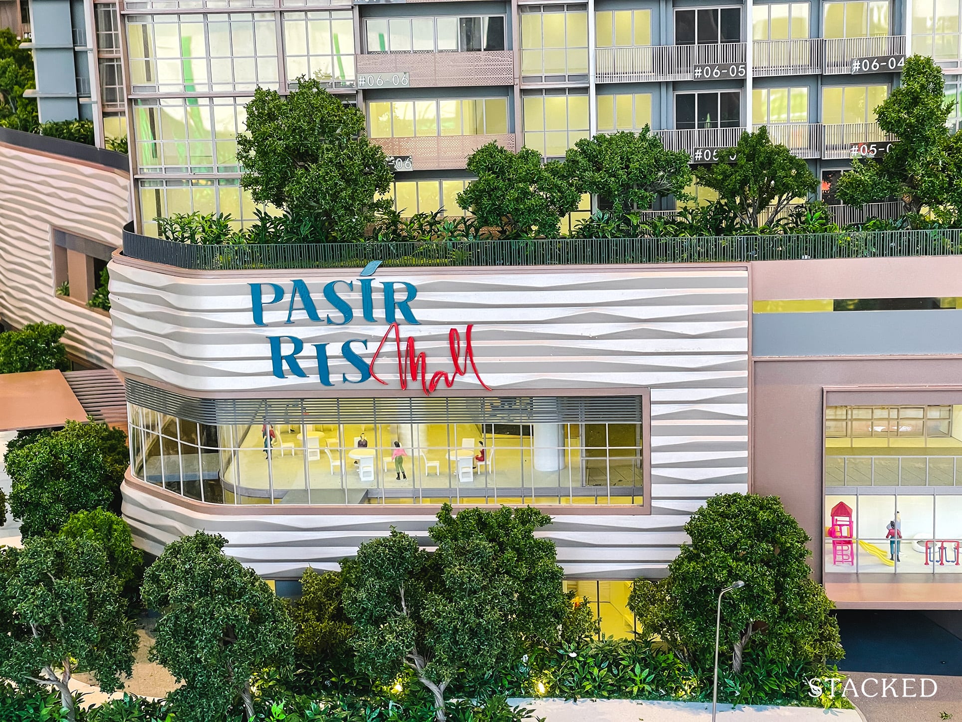 pasir ris 8 mall