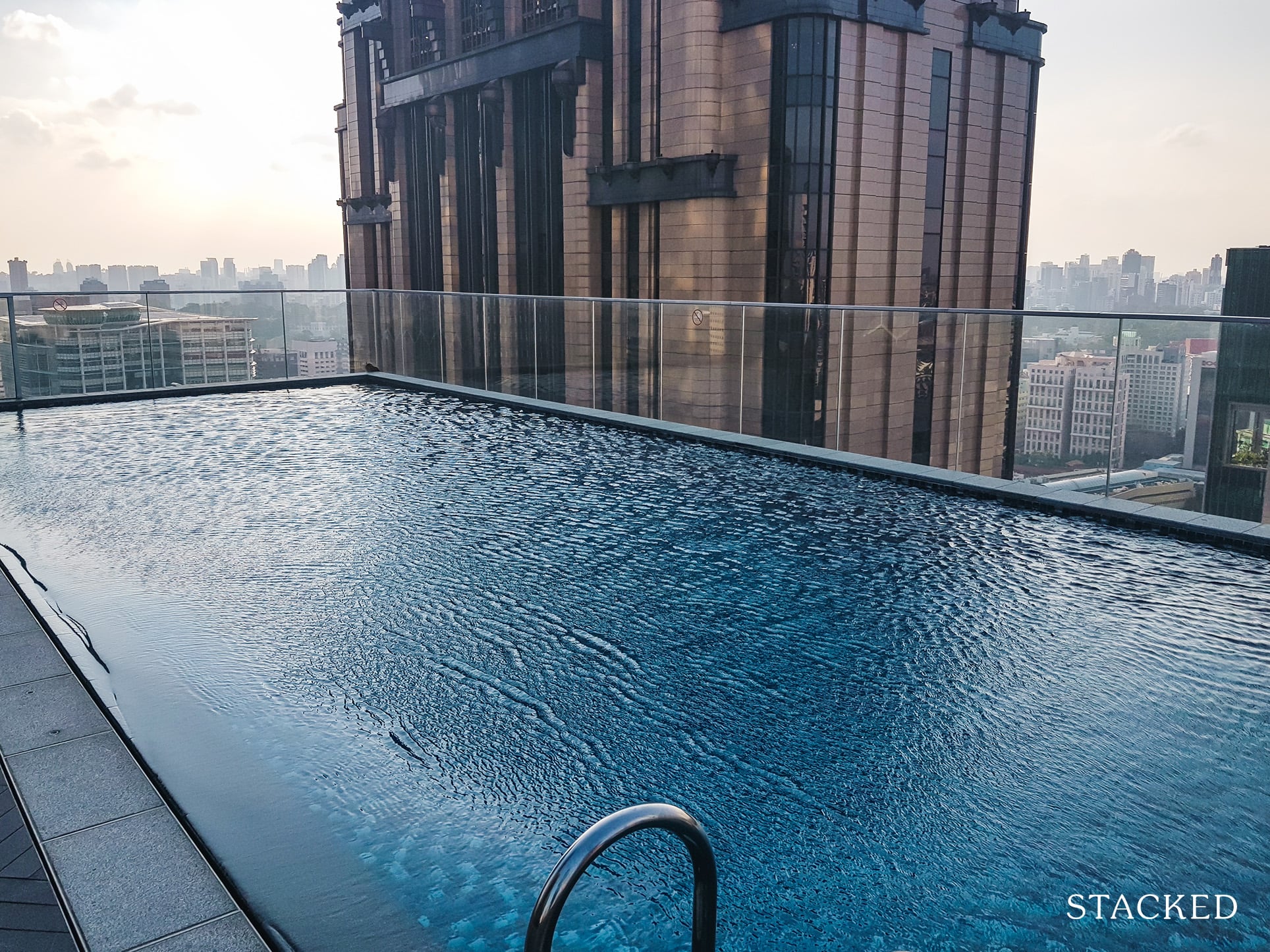 Duo Residences Condo sky pool 