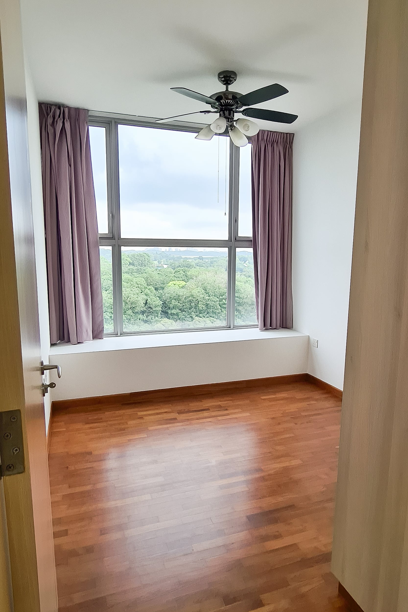 One bedroom Condo in District 27 2 offered