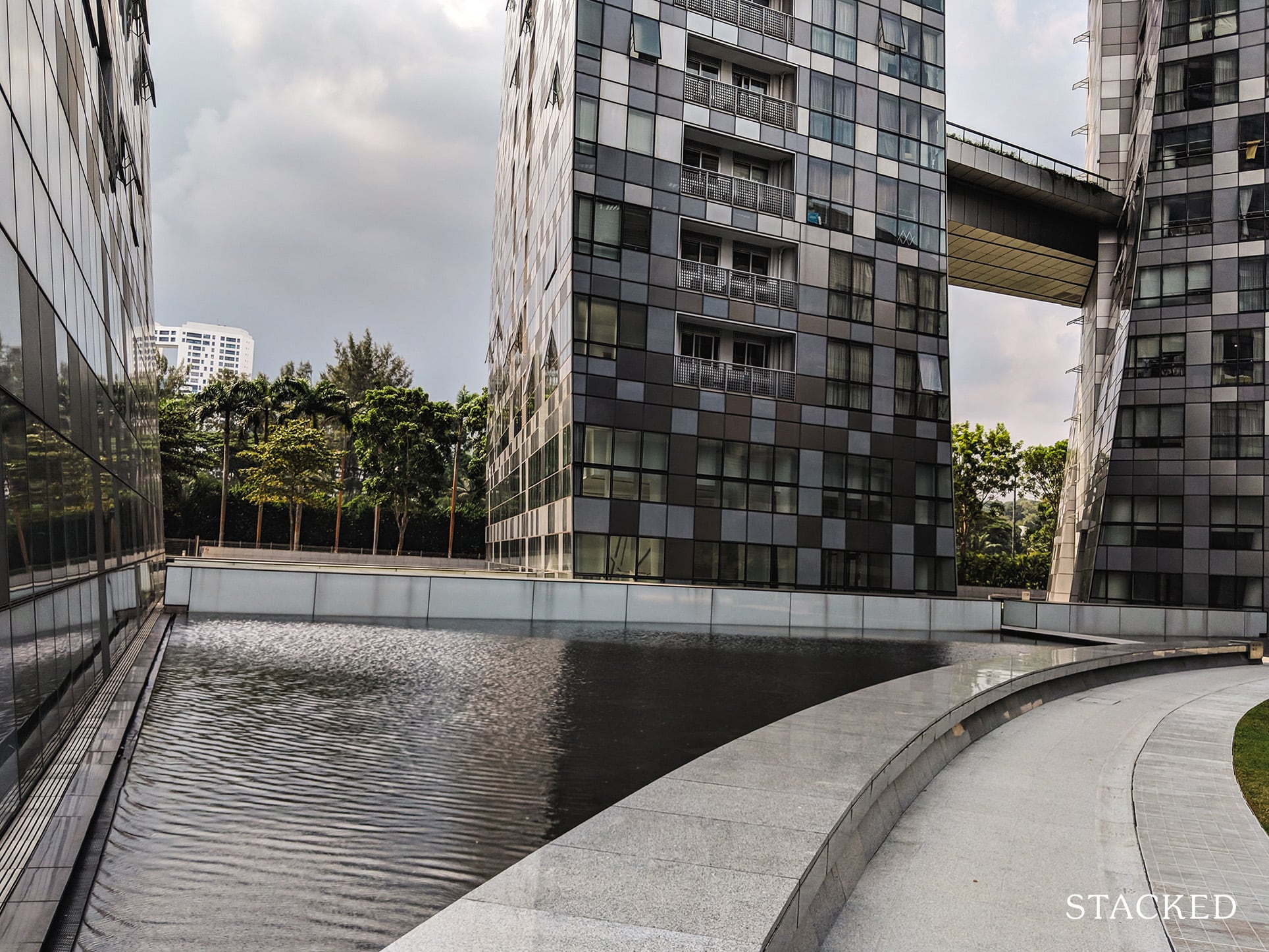 Reflections At Keppel Bay water feature 2