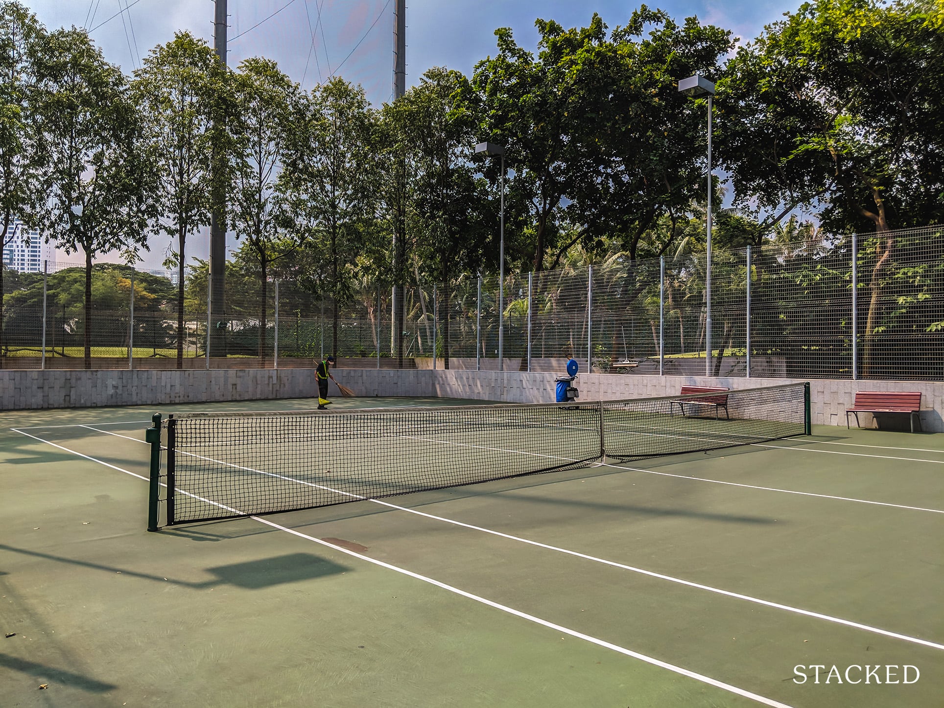 Reflections At Keppel Bay tennis court