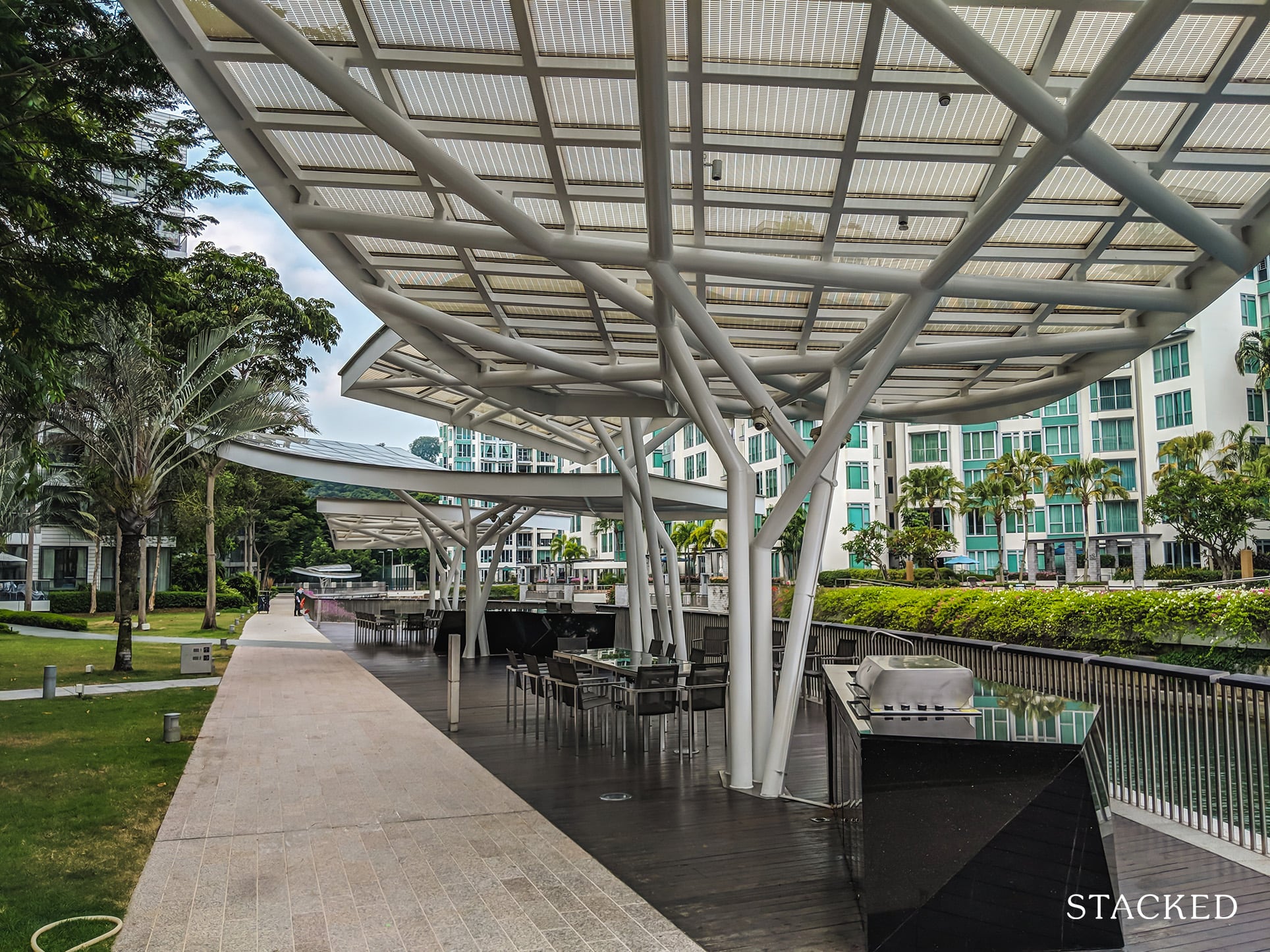 Reflections At Keppel Bay barbeque 