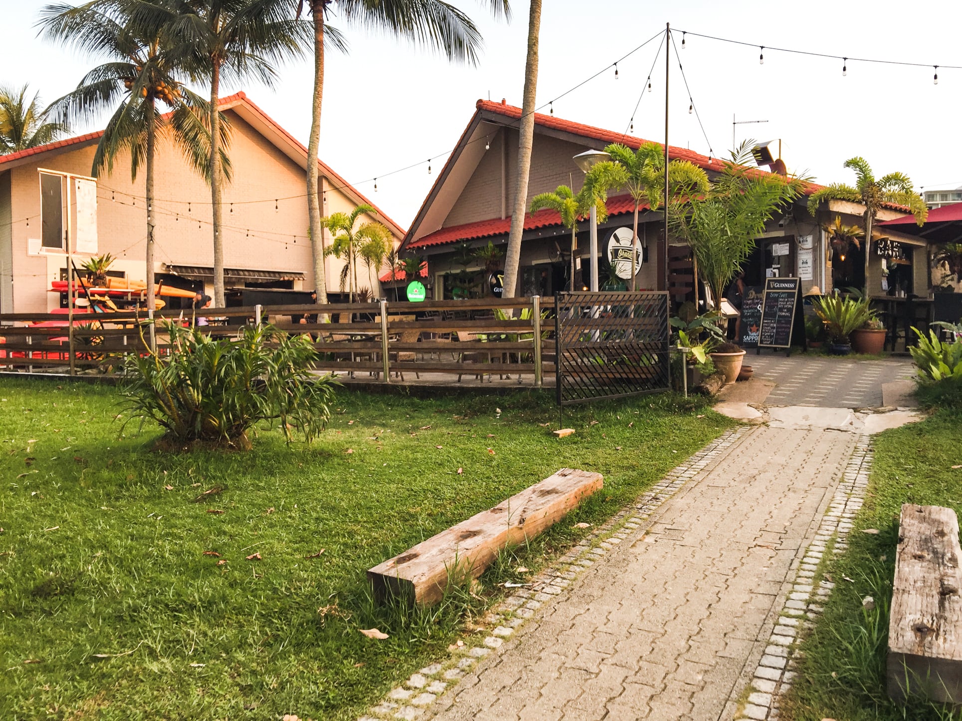 jalan loyang besar food