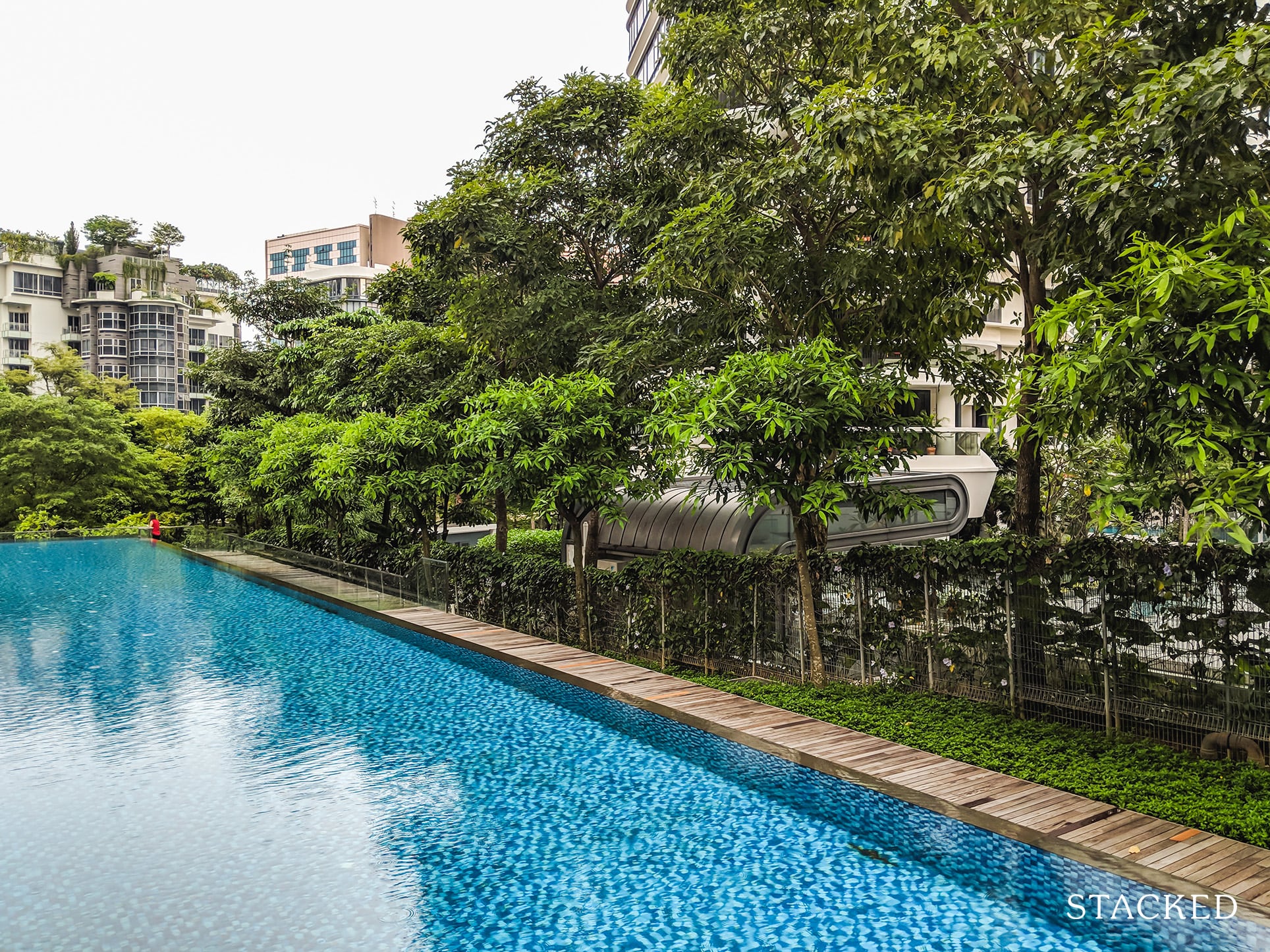 Espada Condo swimming pool 