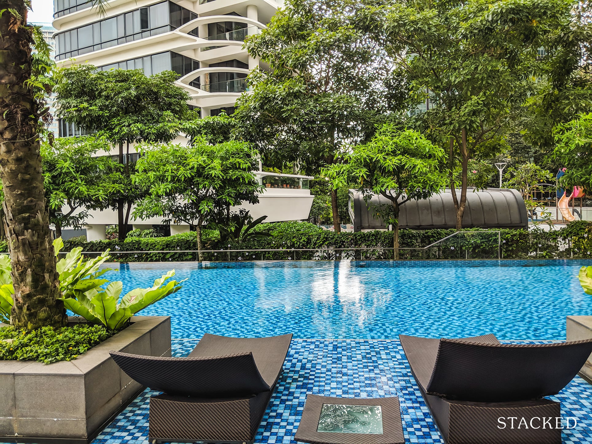 Espada Condo swimming pool 