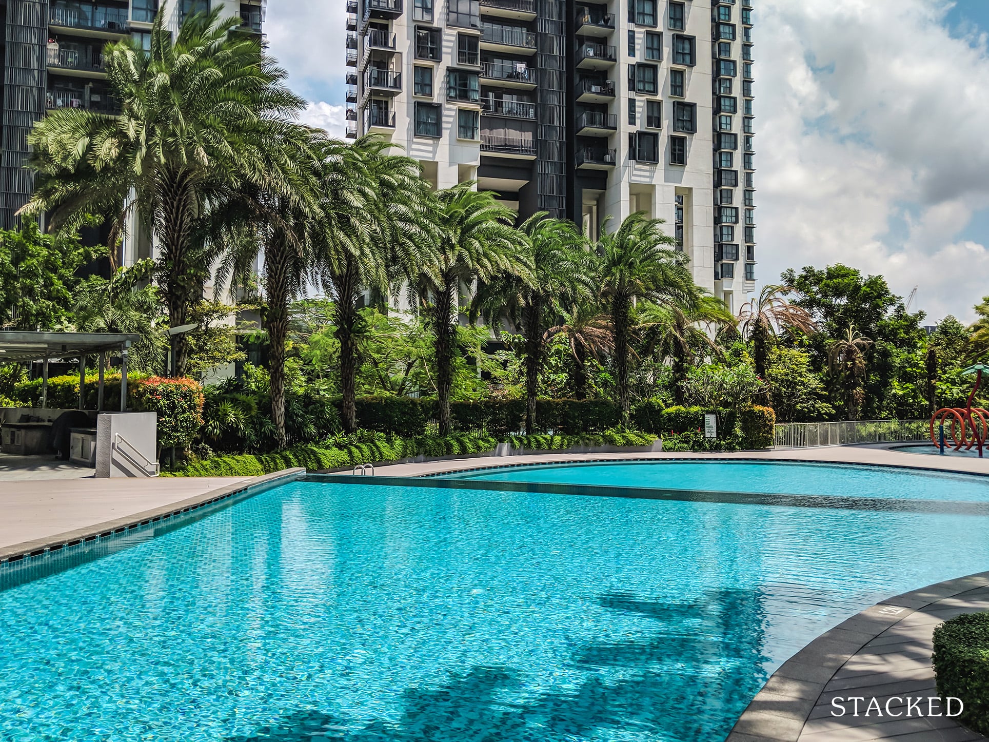 Tree House Condo pool 