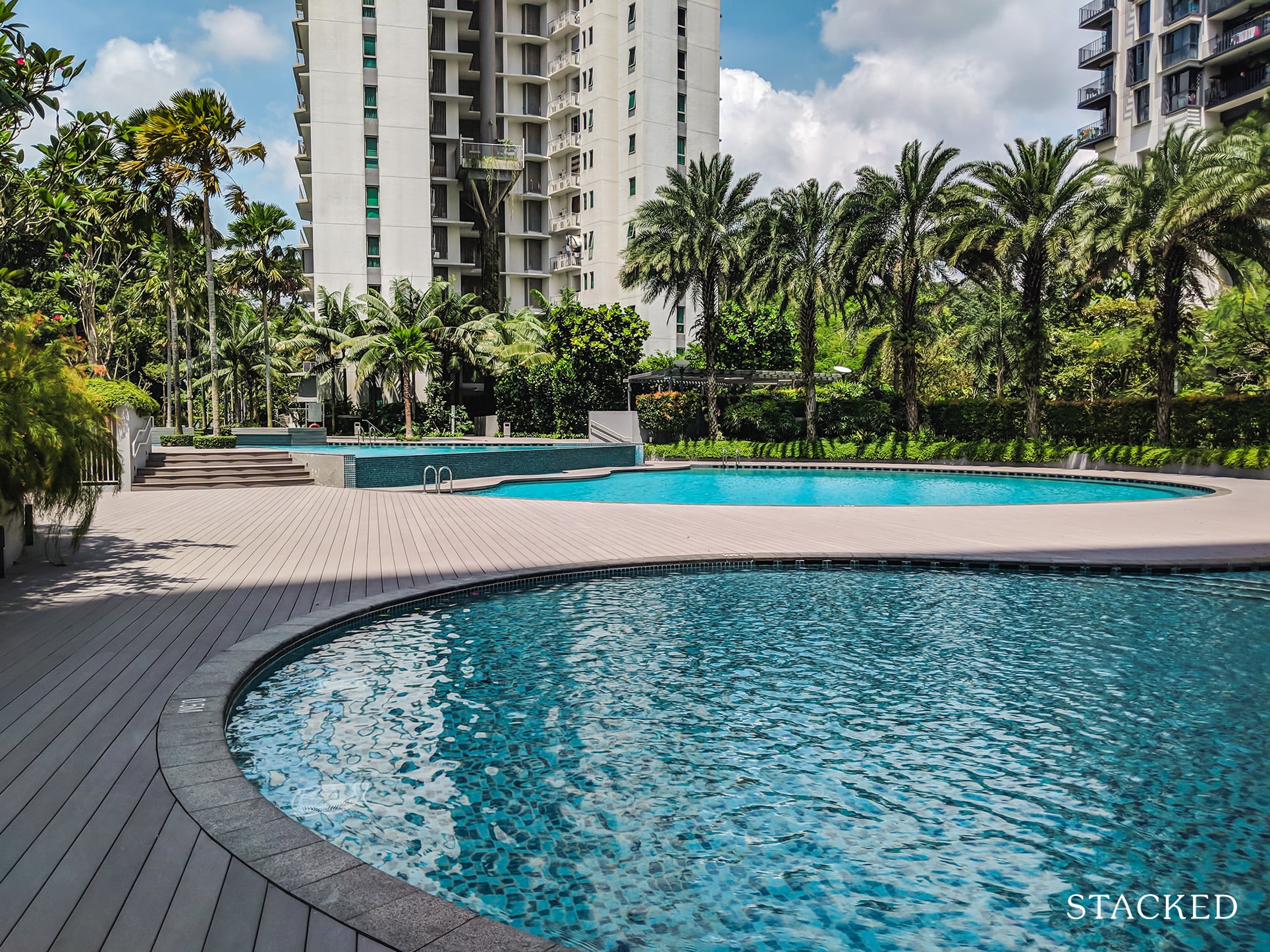 Tree House Condo pool