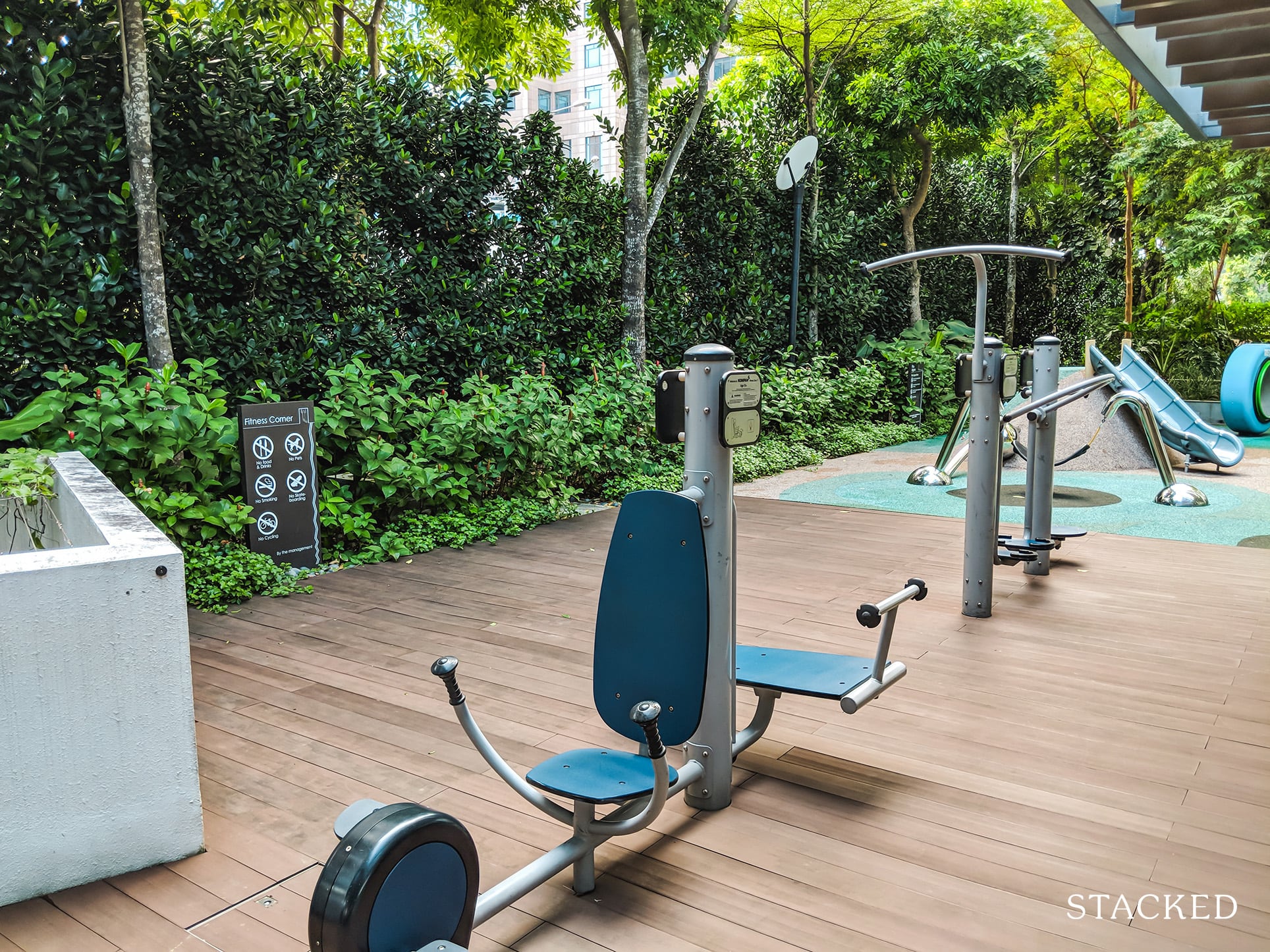 Centennia Suites Condo fitness station