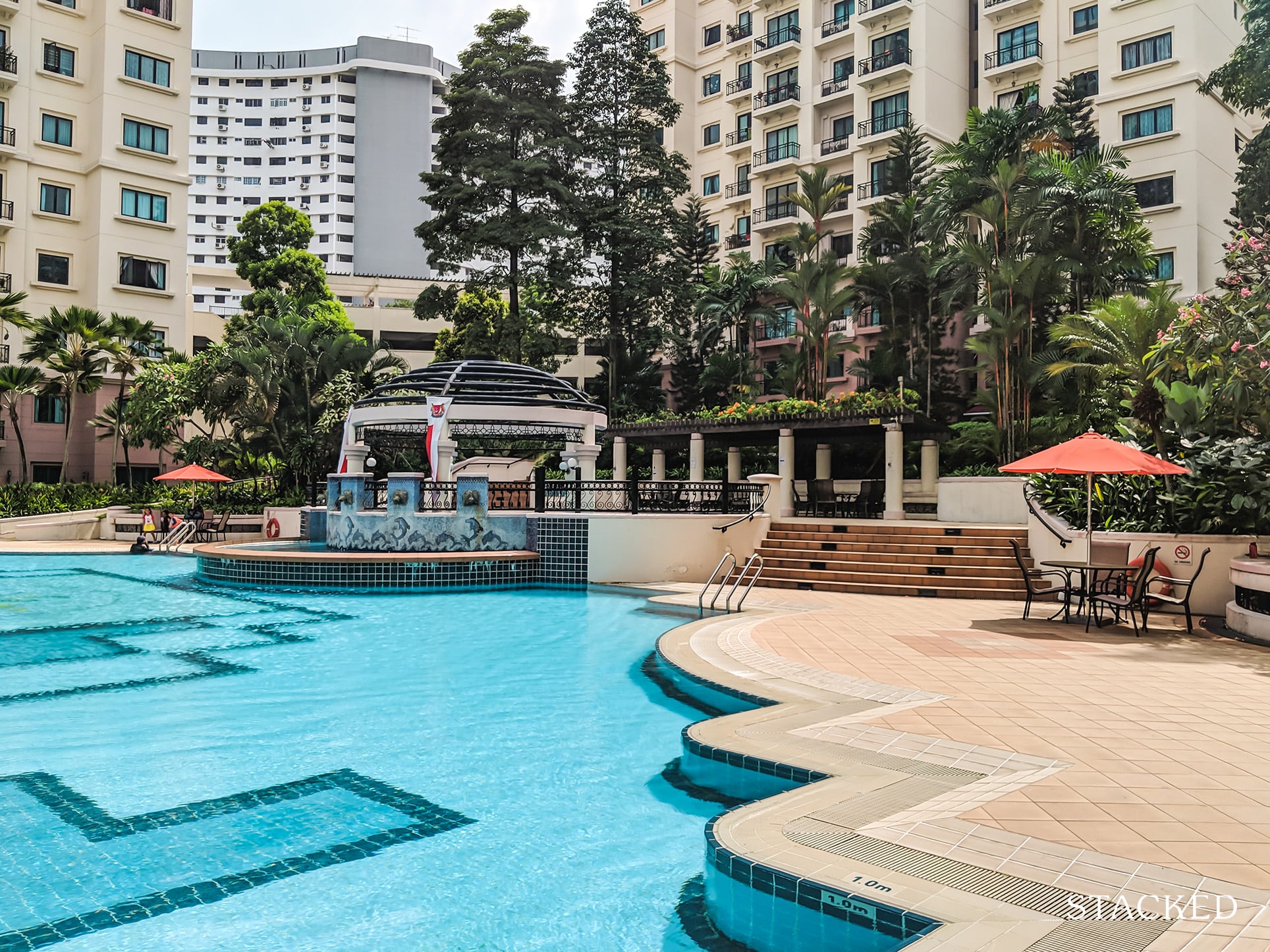 The Anchorage Condo swimming pool