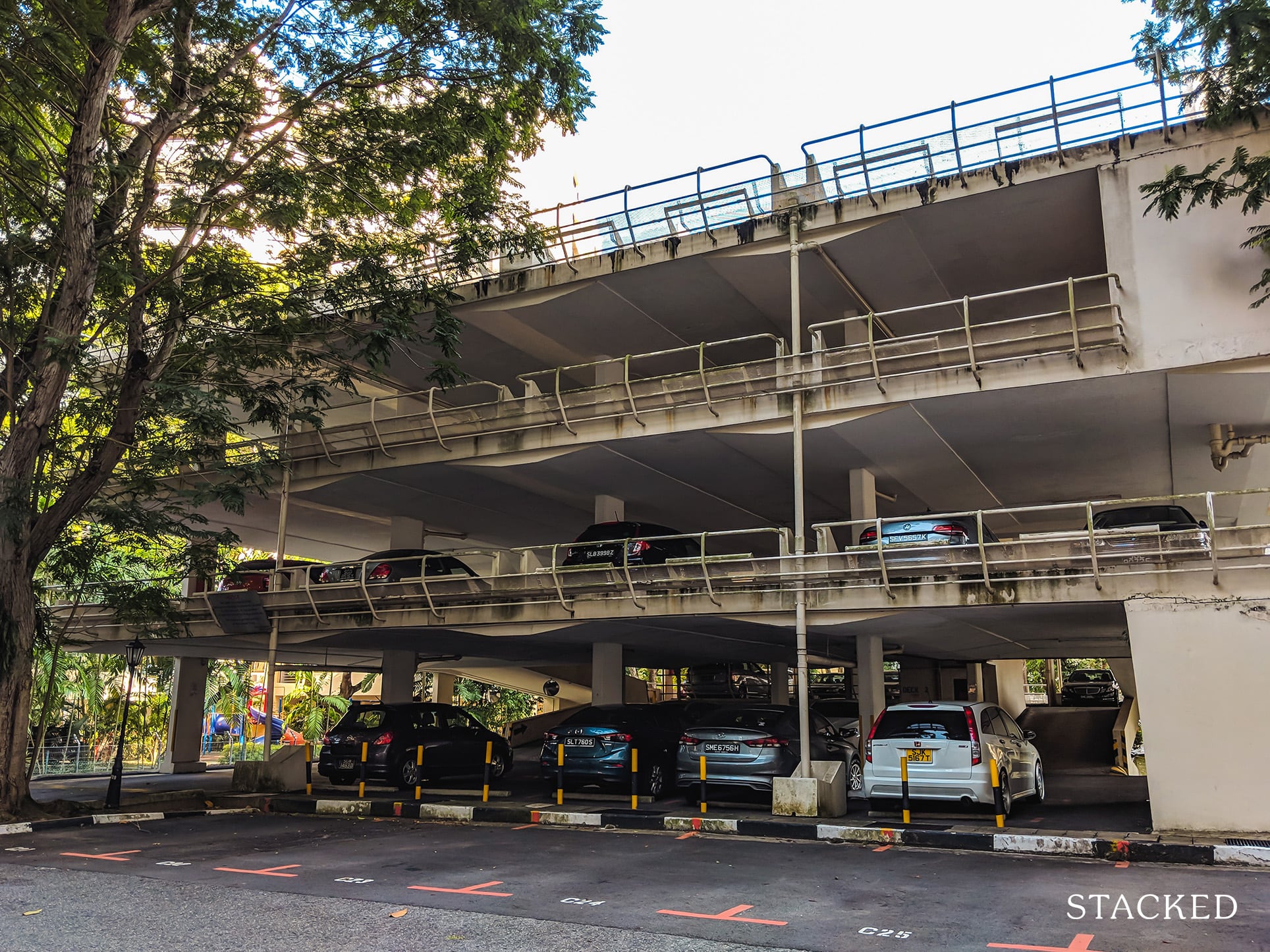 Pandan Valley multi storey carpark 