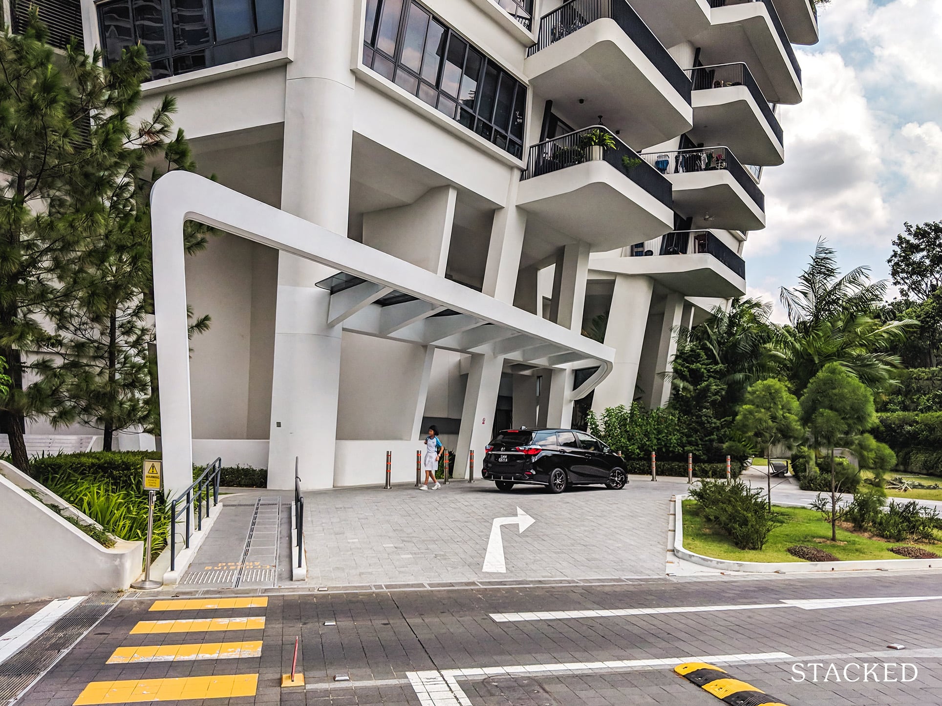 D Leedon  Condo block