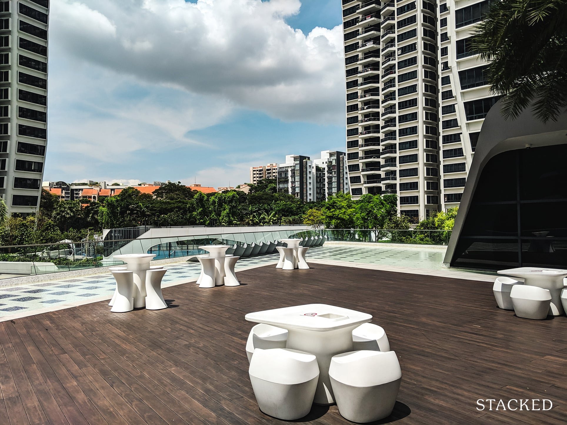 D Leedon  Condo seating