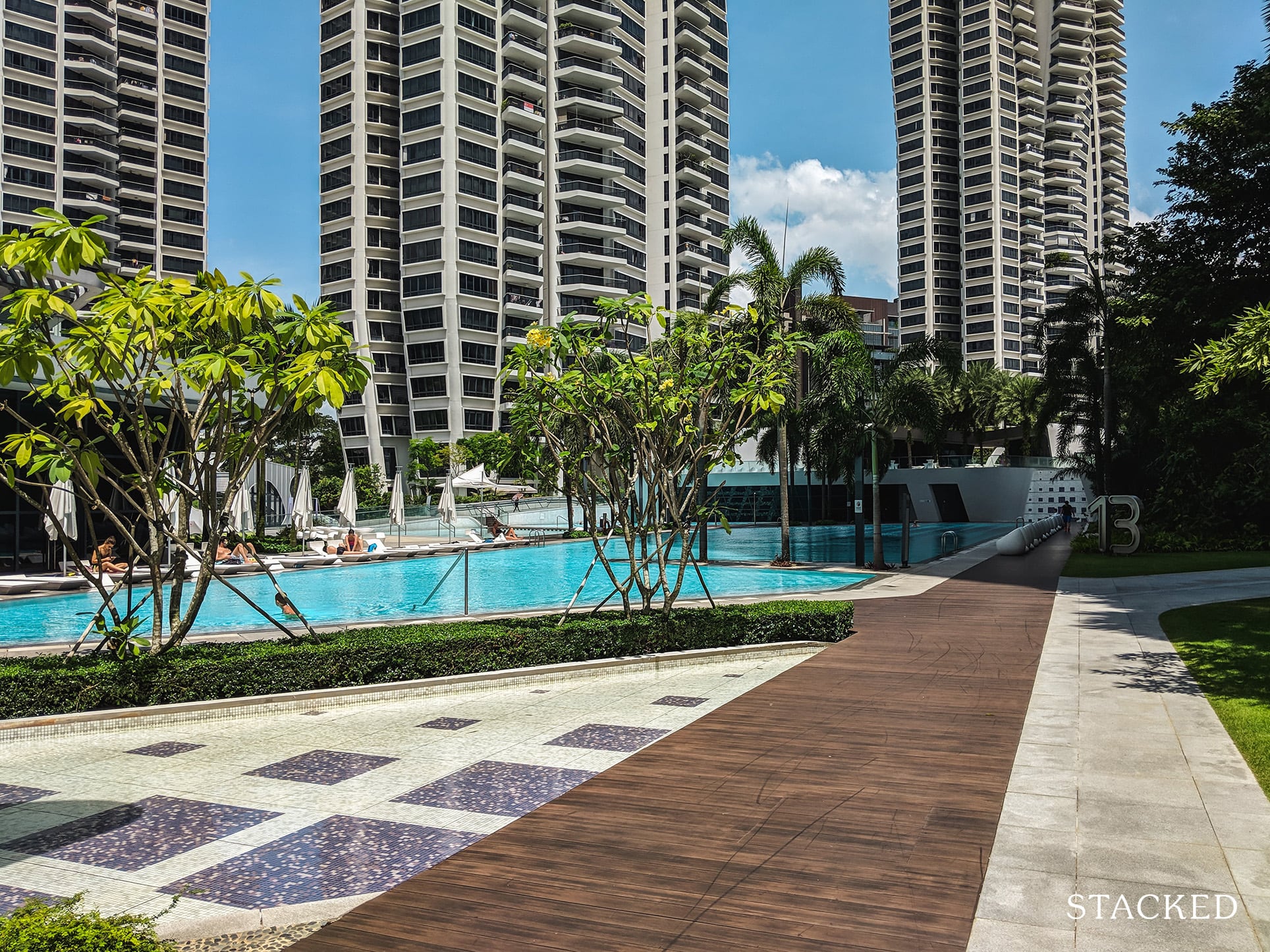 D Leedon  Condo swimming pool 