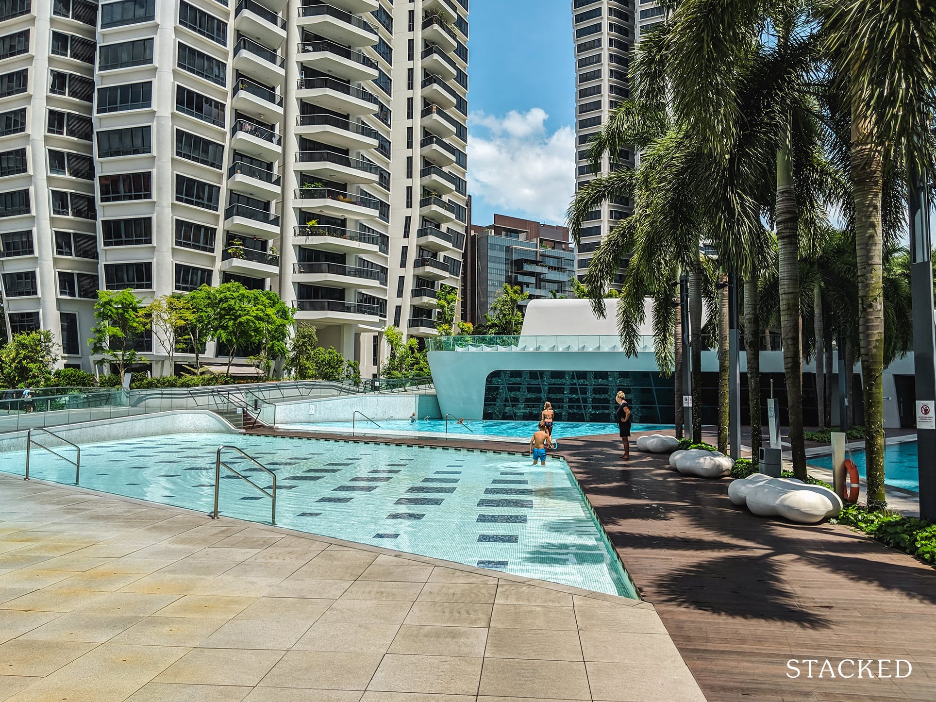 D Leedon  Condo children pool