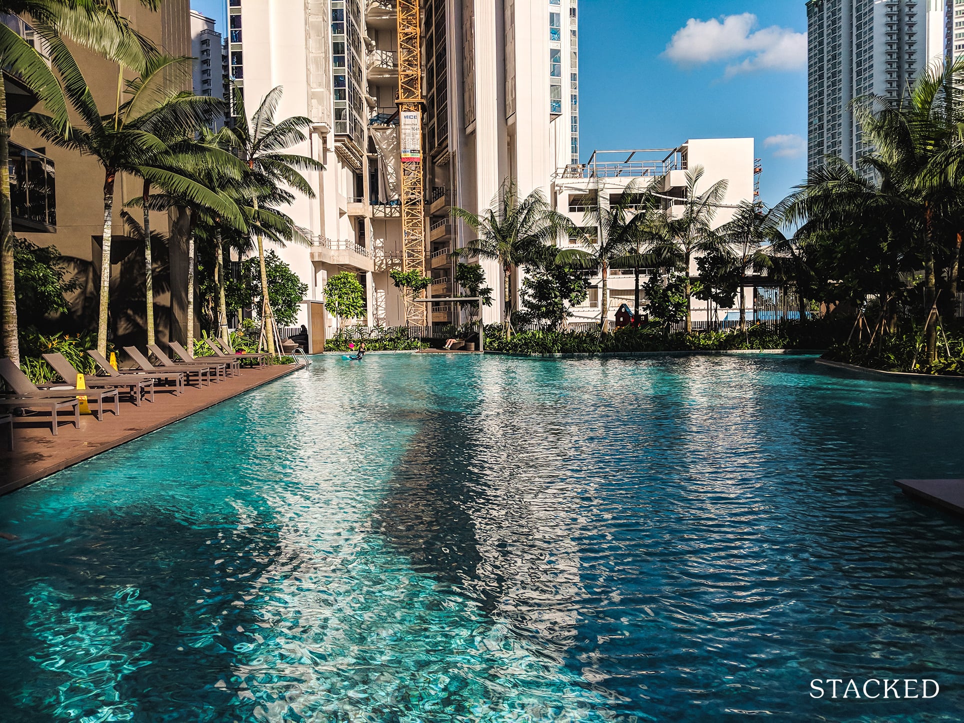 Commonwealth Towers swimming pool 